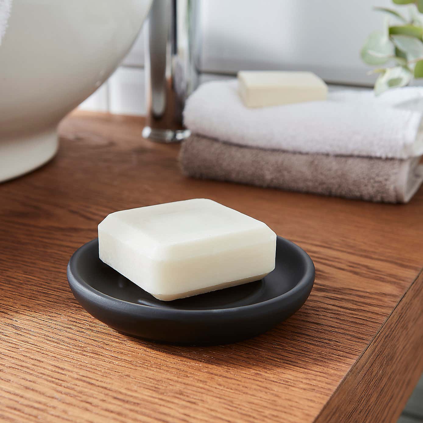 Elements Matte Soap Dish