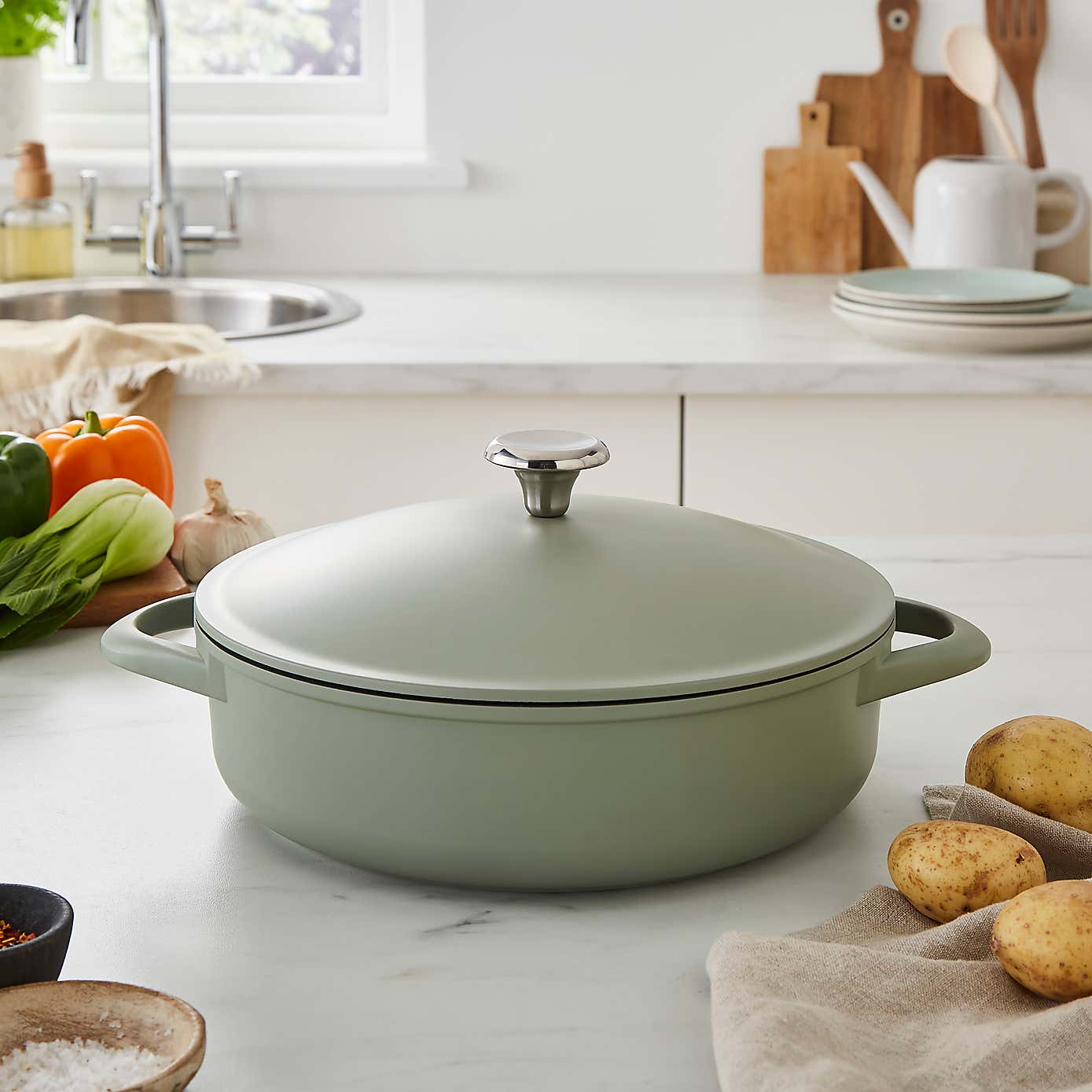 Cast Aluminium Shallow Casserole Dish, 28cm