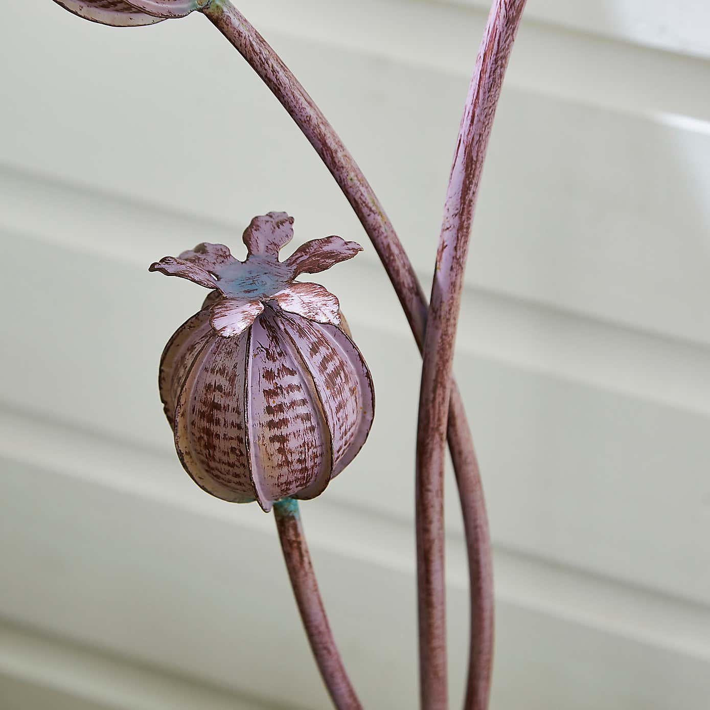 Garden Purple Iron Poppy Head Stake