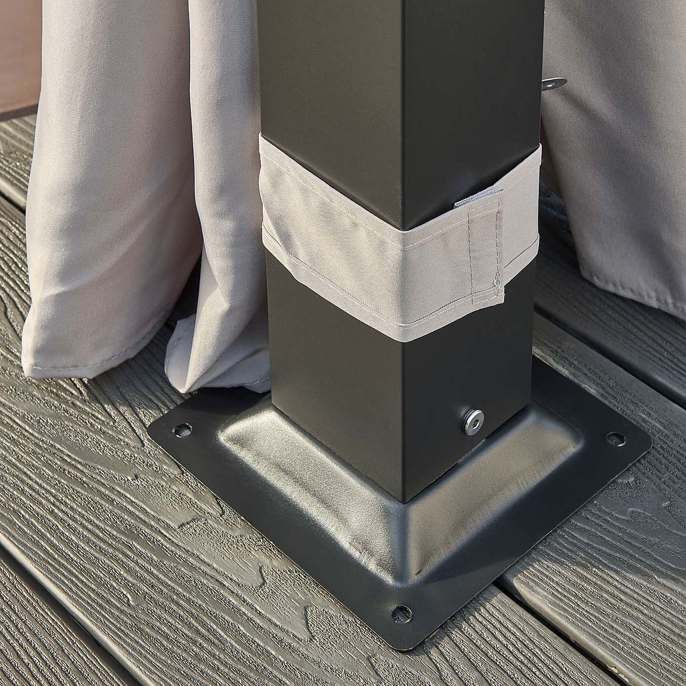 Luxury 3m x 3m Gazebo with LED Light