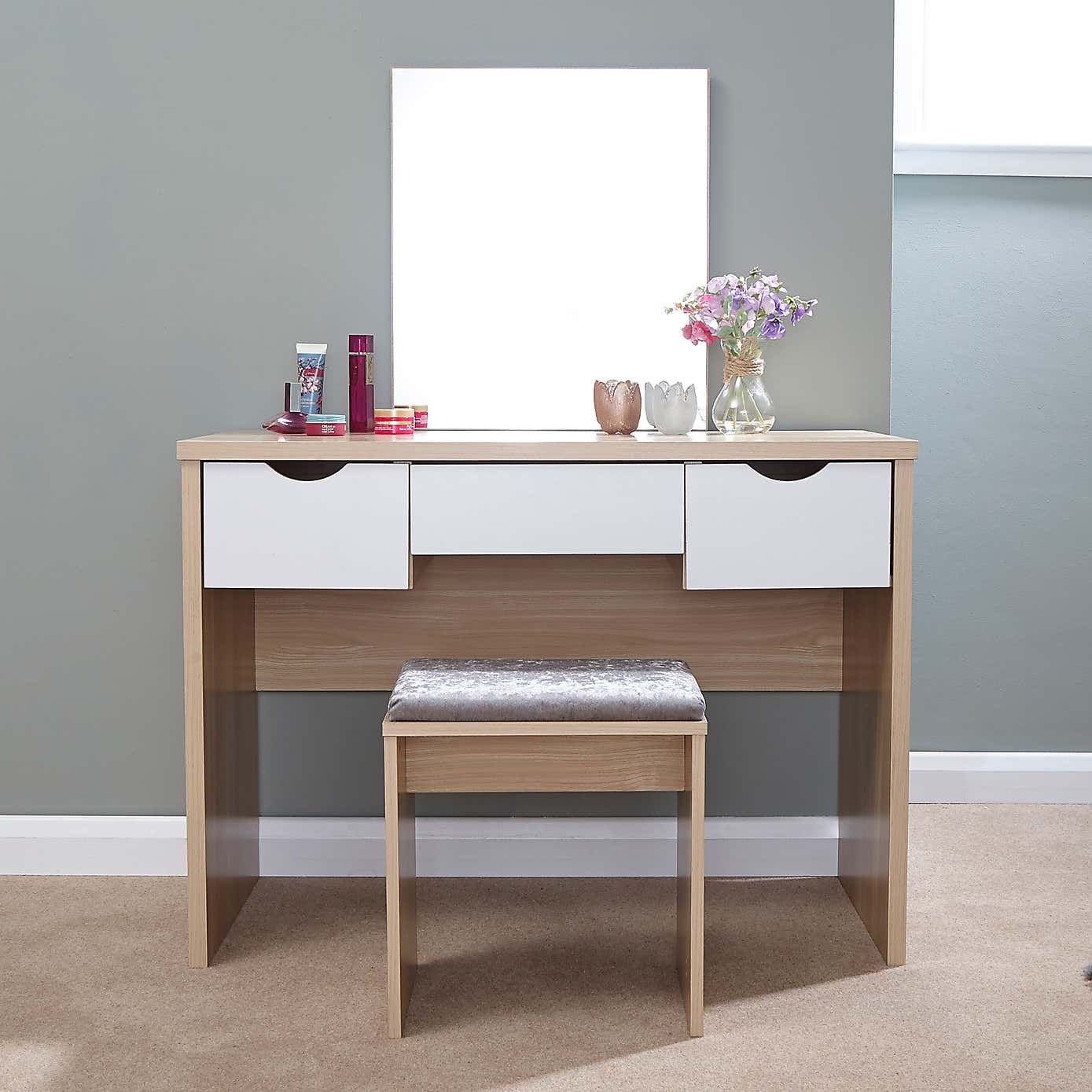 Elizabeth Dressing Table Stet