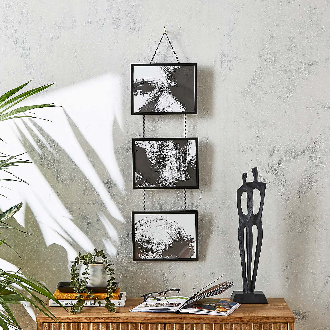Metal Hanging Chain Multi Photo Frame