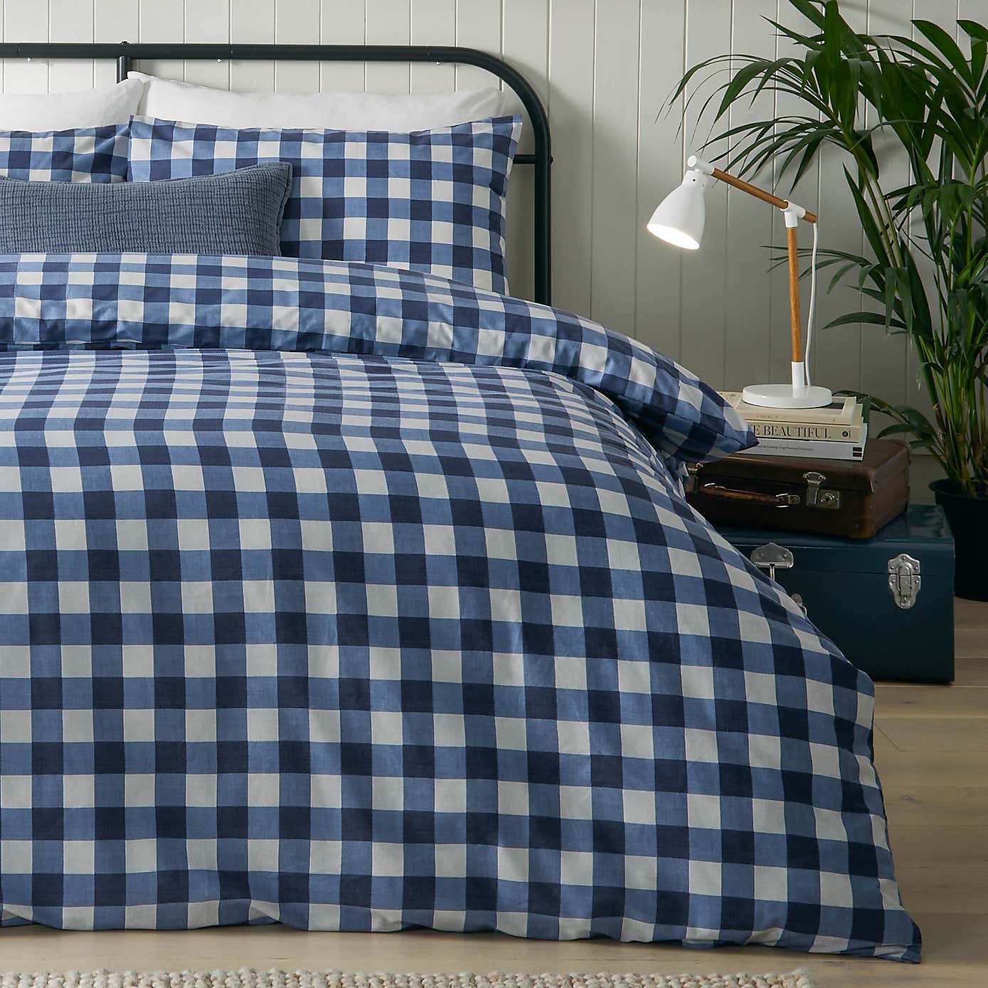 Riviera Hartsford Check 144 Thread Reversible Duvet Cover & Pillowcase Set