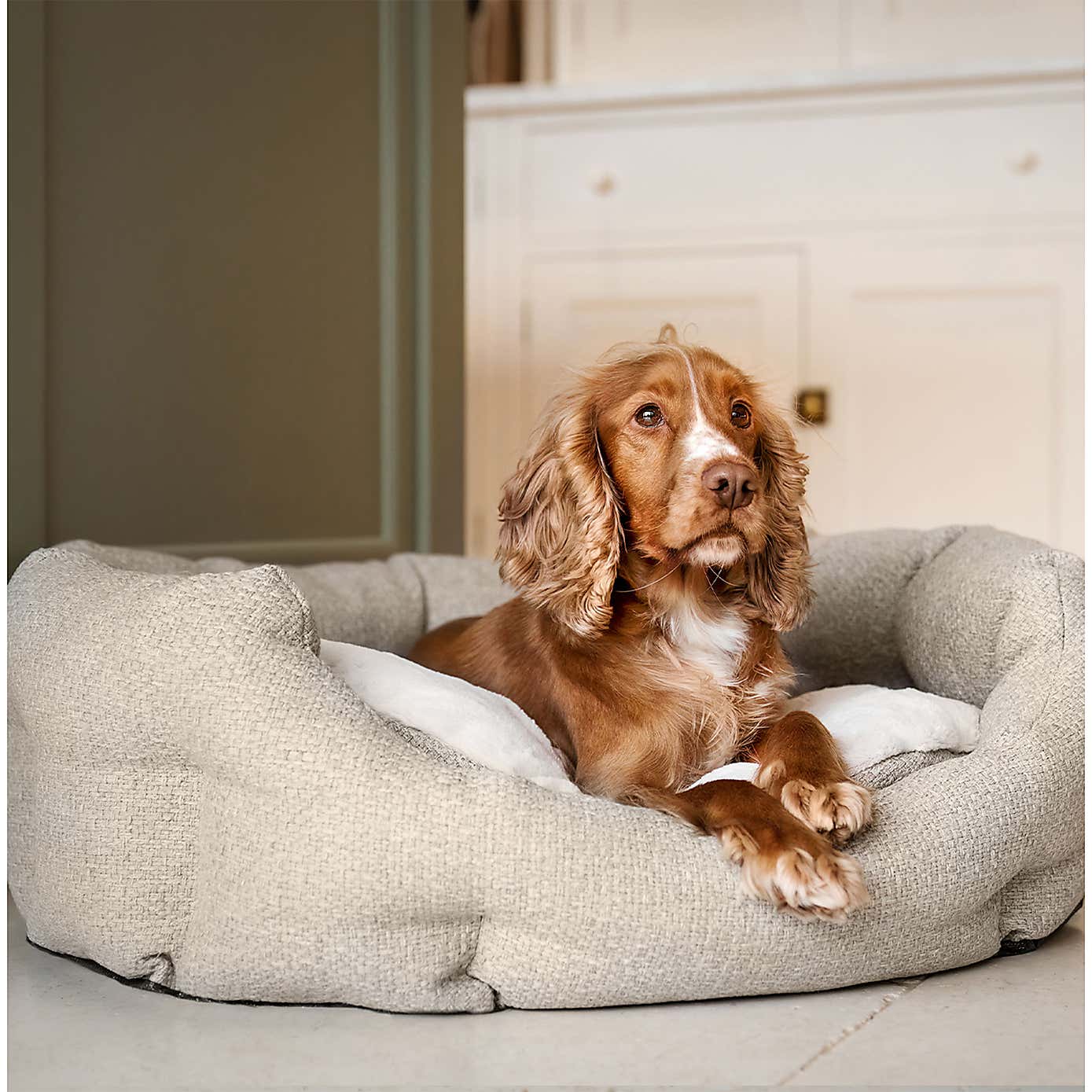 Lords and Labradors Essentials Herdwick Oval Dog Bed