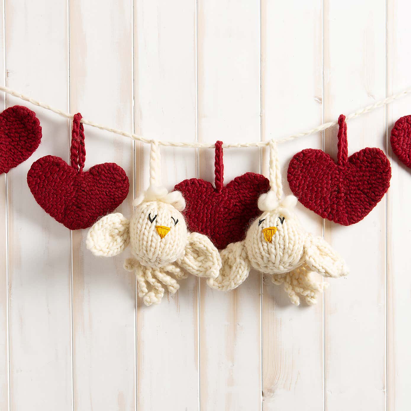 Wool Couture Valentine's Garland Ruby Knit Kit