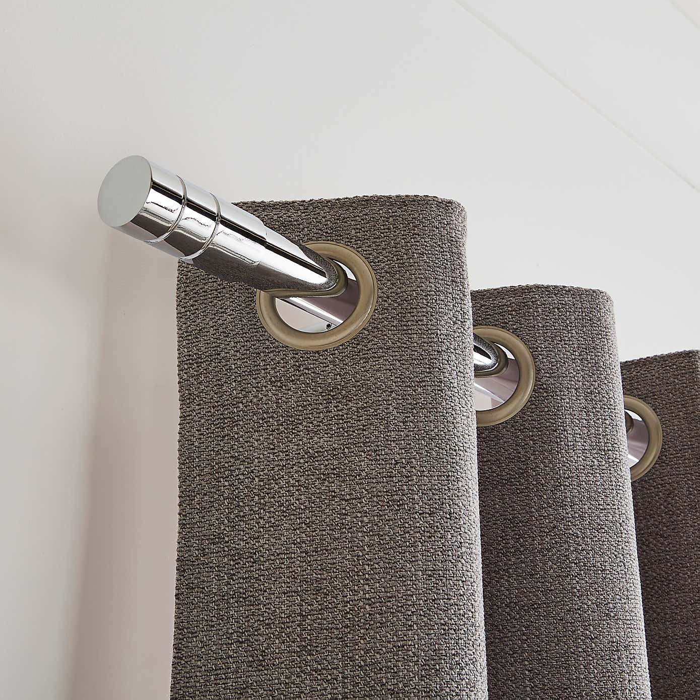 Cylinder Extendable Metal Eyelet Curtain Pole