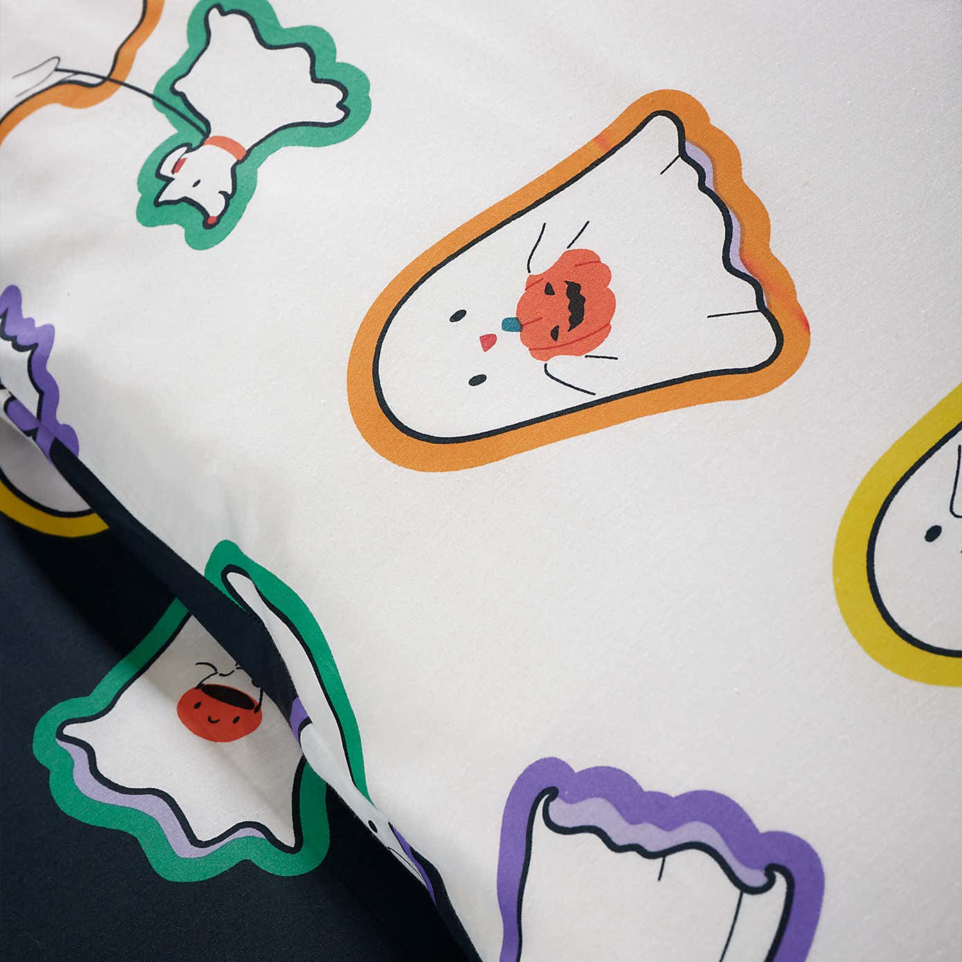Catherine Lansfield Halloween Ghosts Duvet Cover and Pillowcase Set