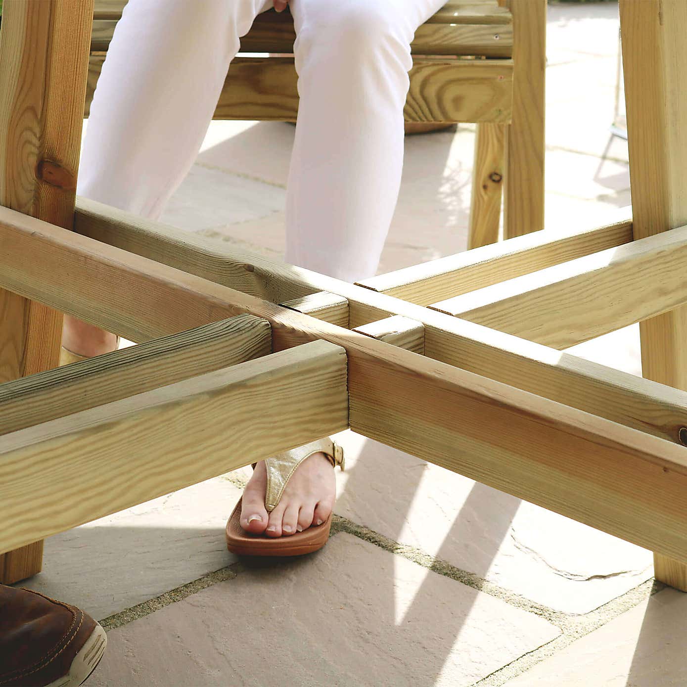 Freya 4 Seater Round Dining Set