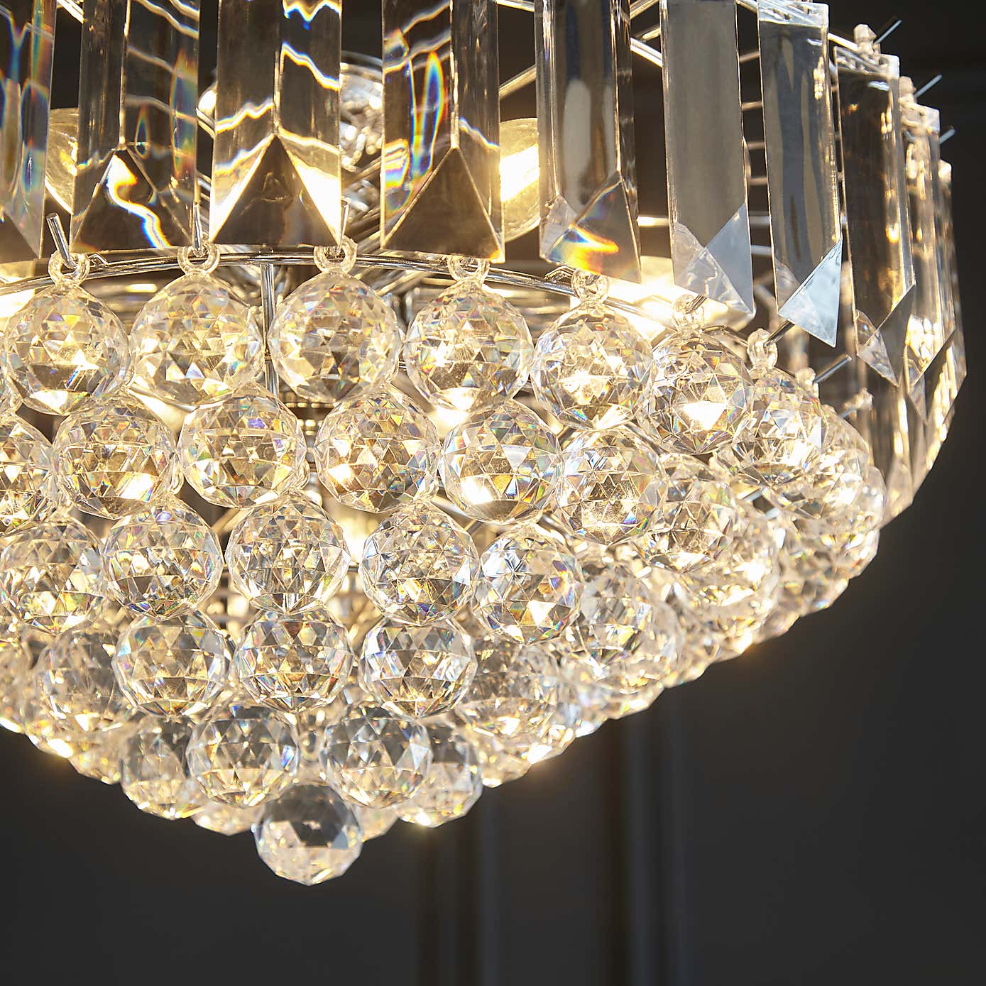 Vogue Tioga 6 Light Chandelier