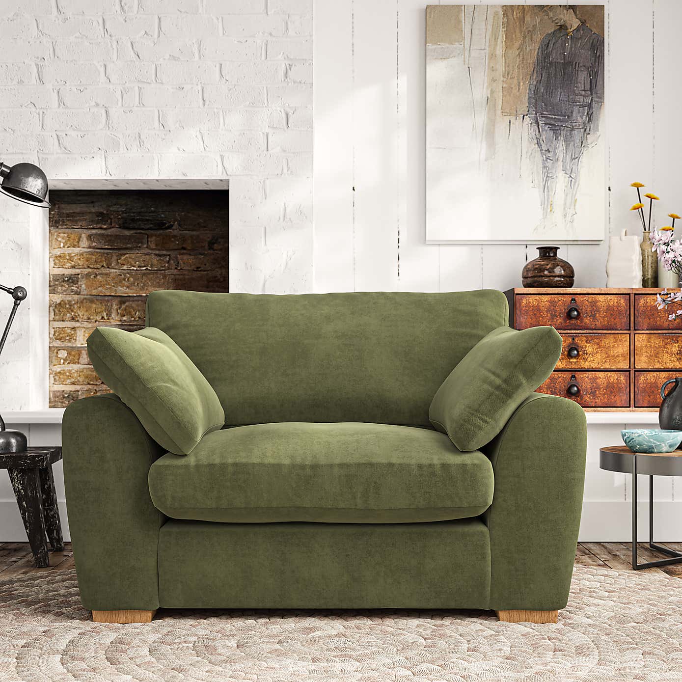 Madison Snuggle Chair