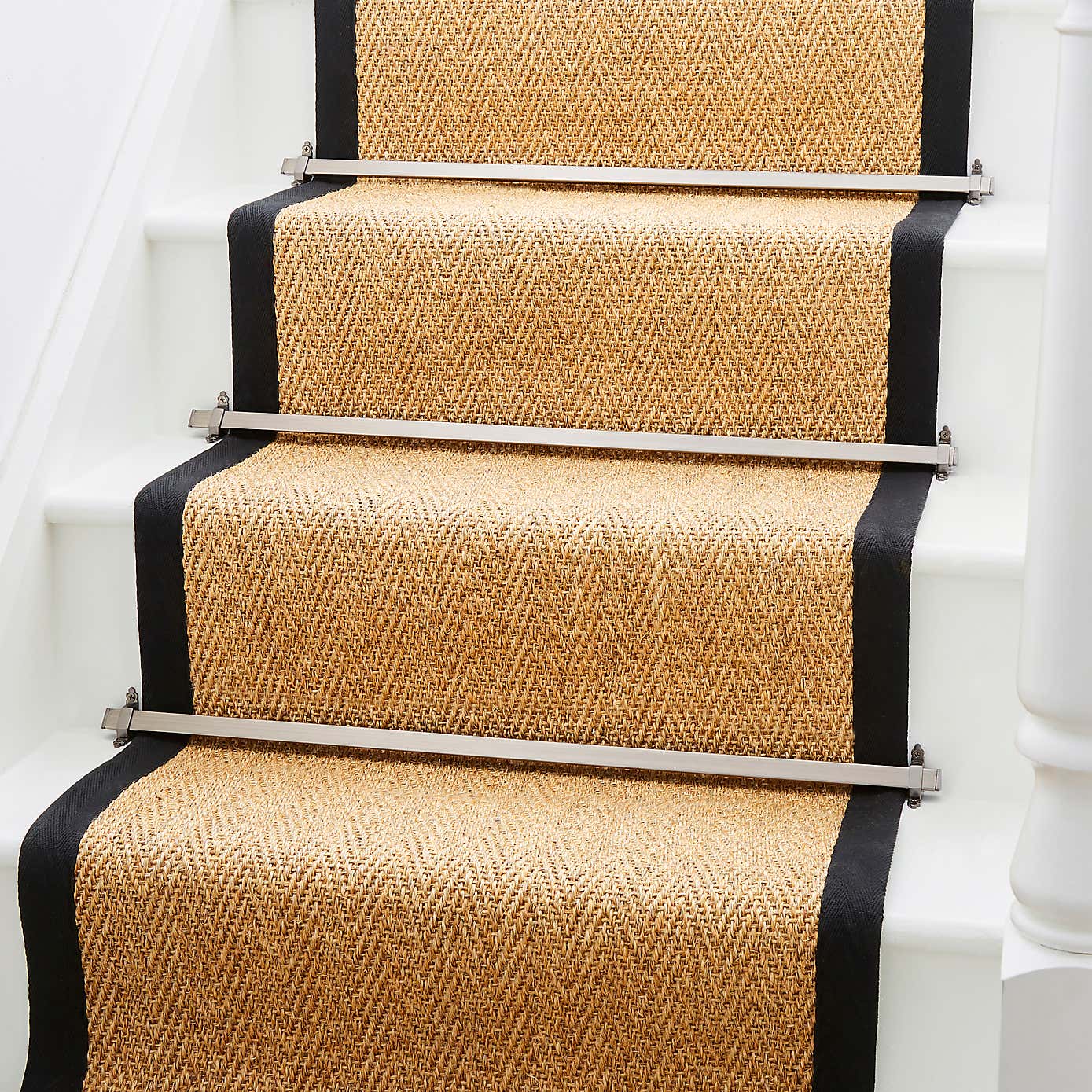 Triangular Stair Rod