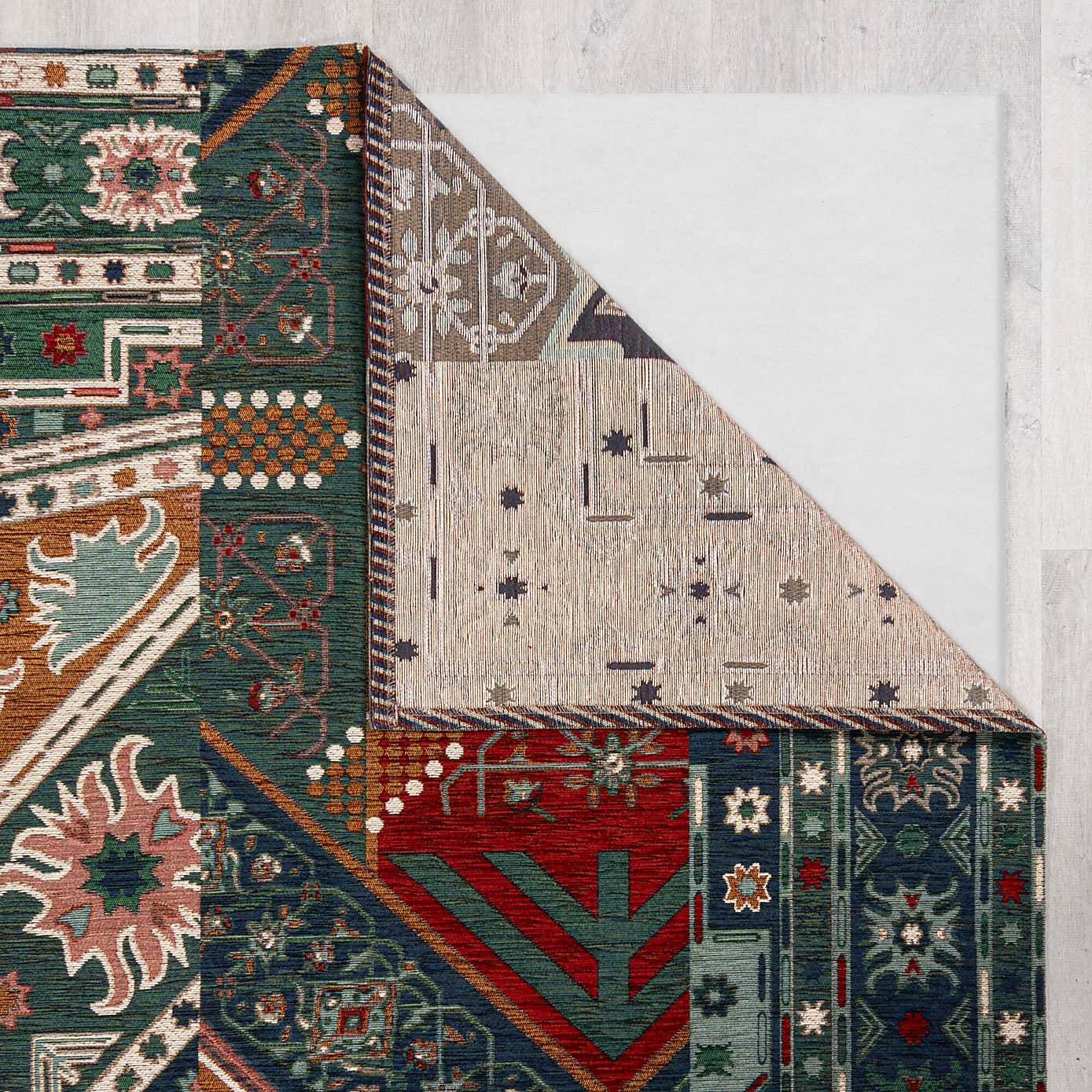 Traditional Patchwork Runner