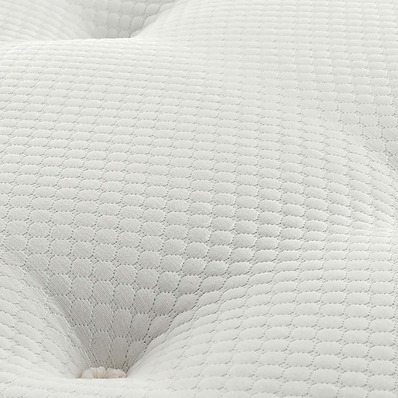 Silent Night Geltex Pocket 1000 Pillow Top Mattress