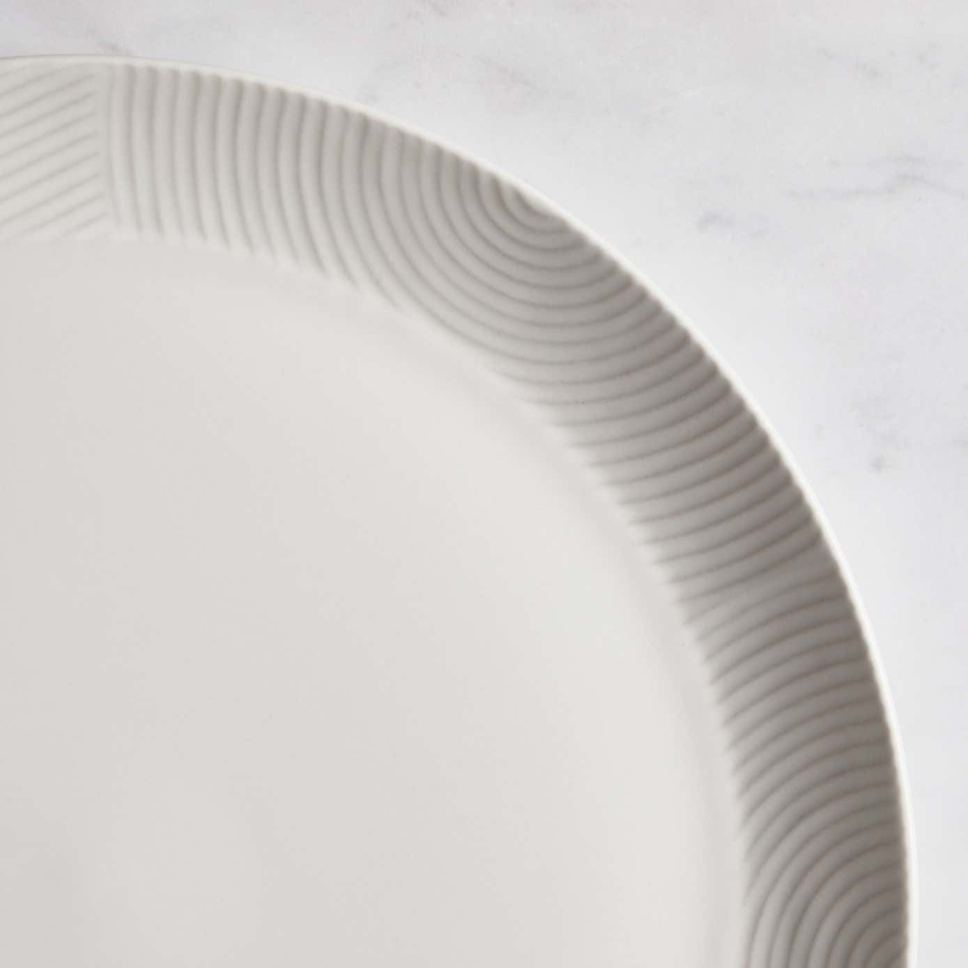 Curves 12 Piece Dinner Set