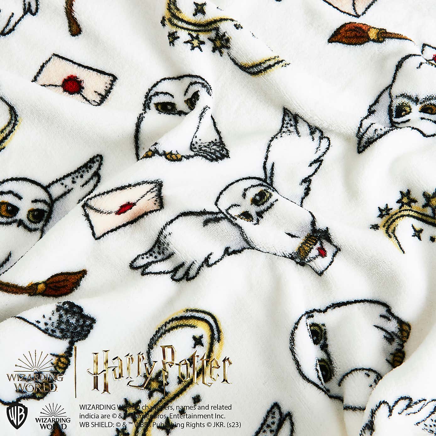 Harry Potter White Hedwig Fleece Blanket