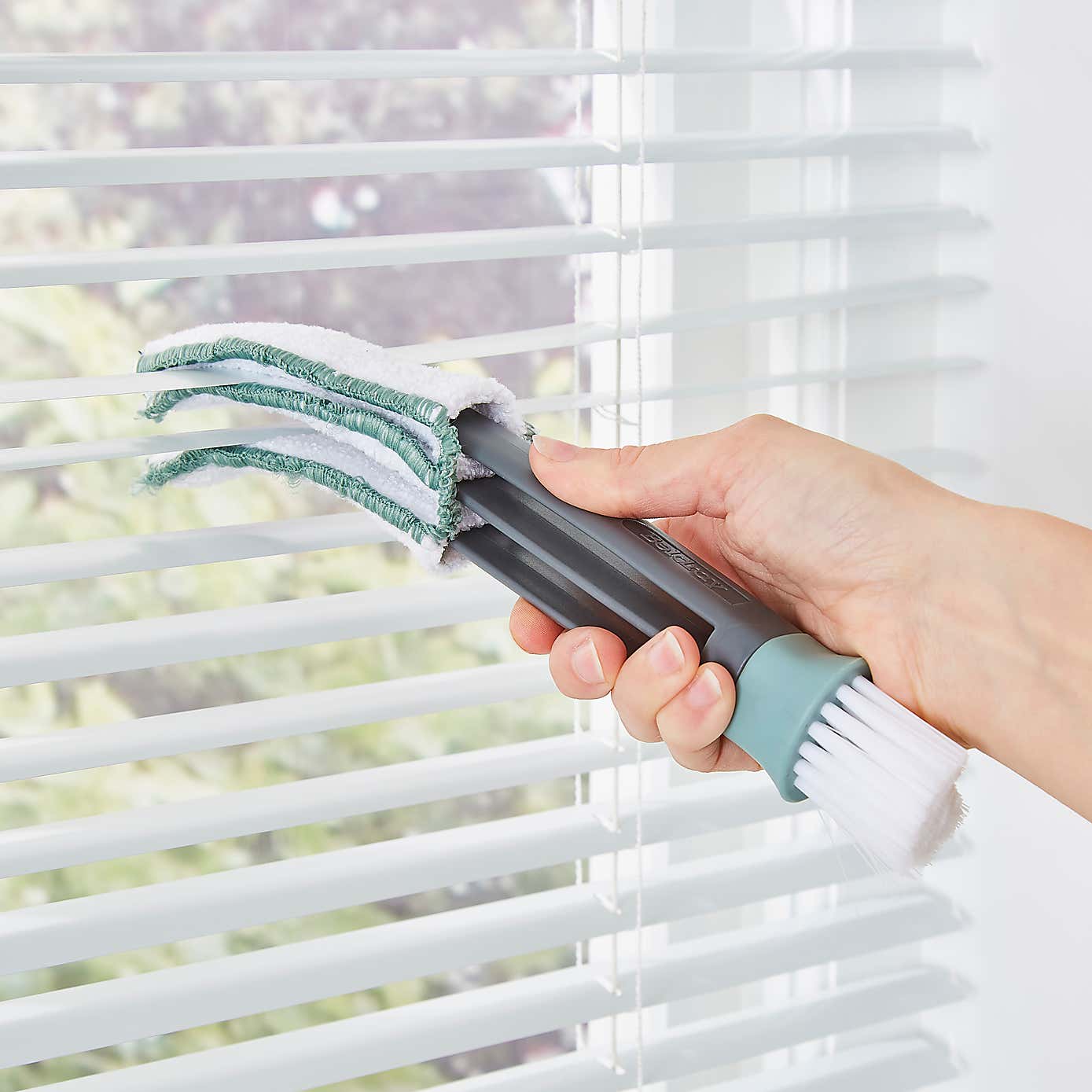 Blind Cleaner with Refill