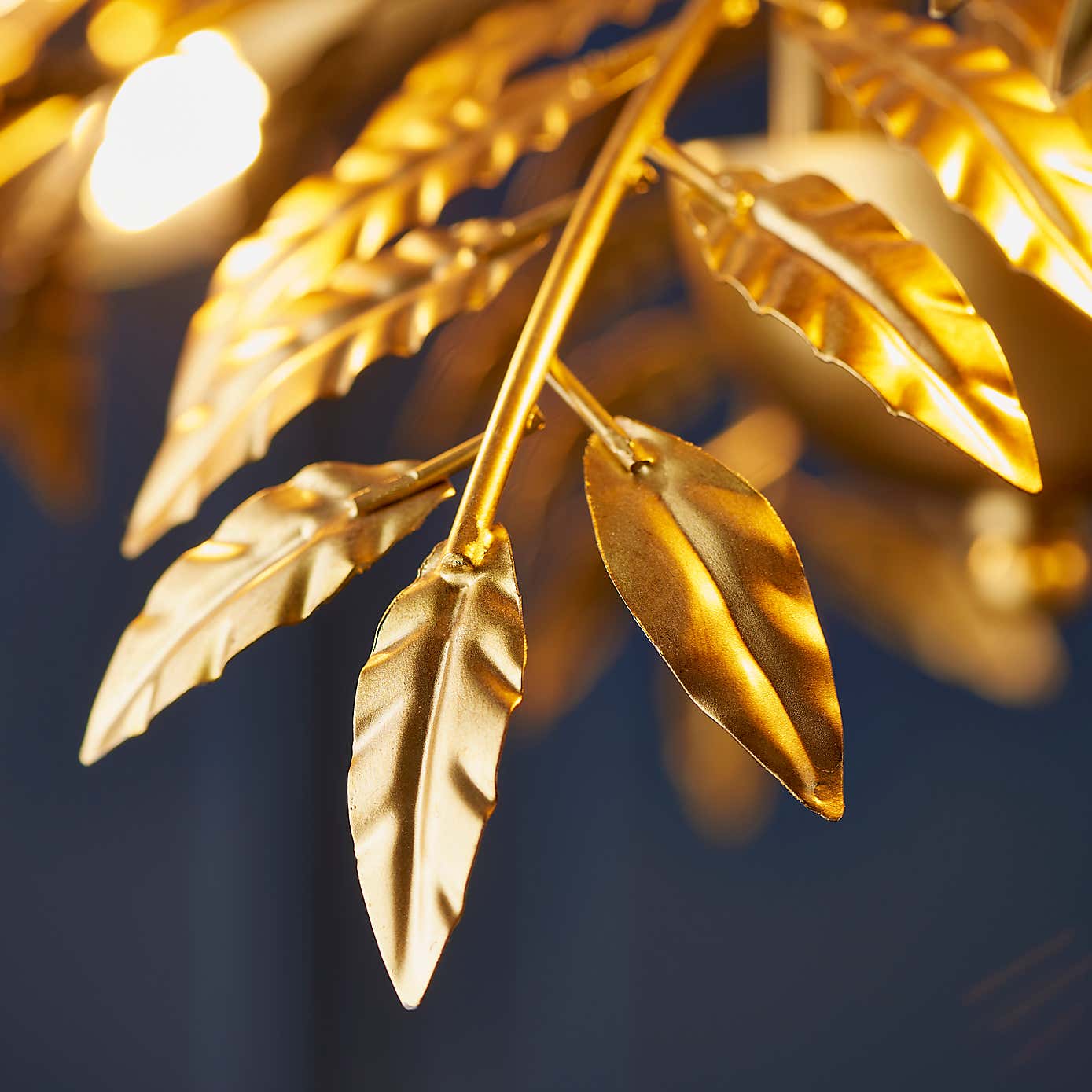 Return - Vogue Sago 5 Light Leaf Pendant Light