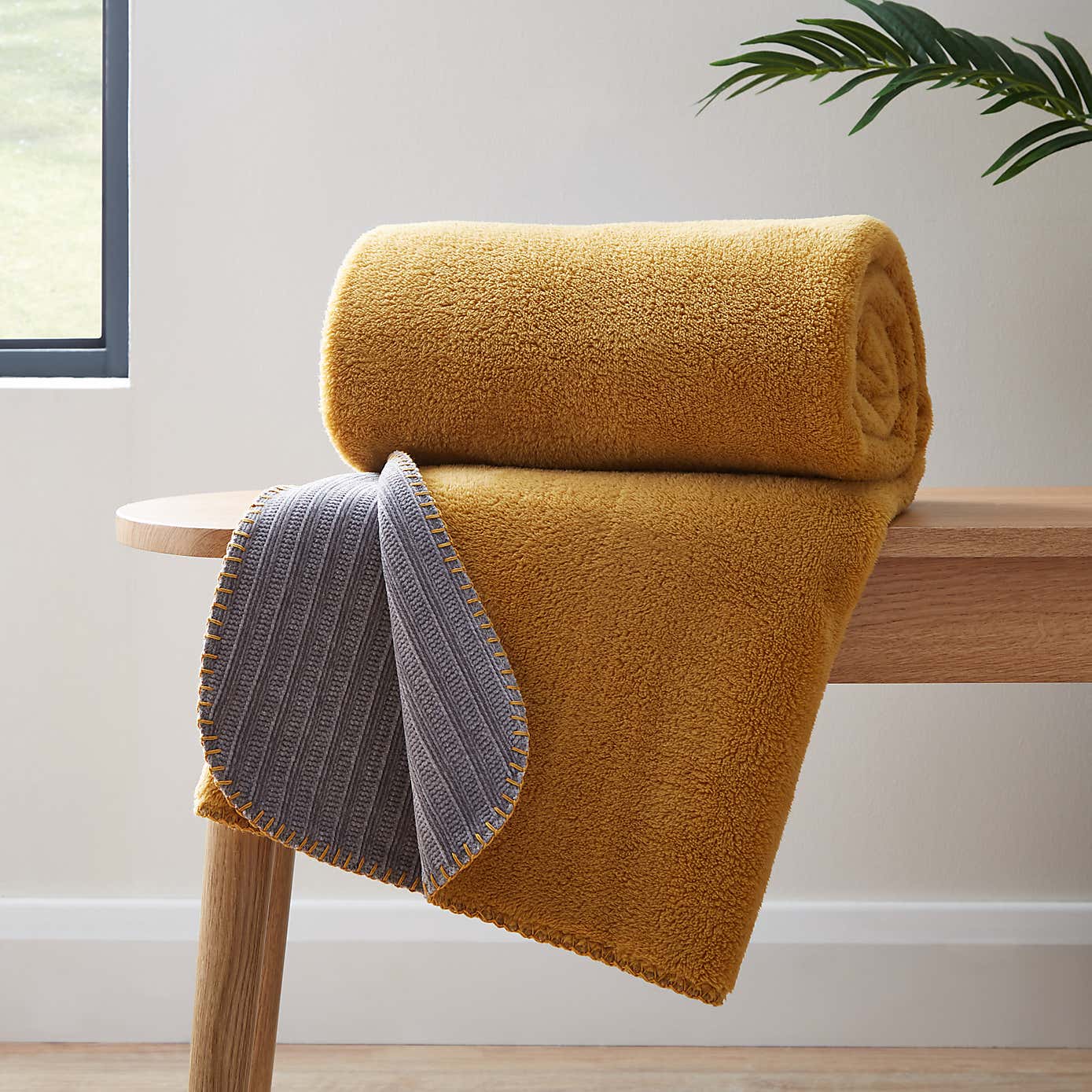 Reversible Chenille Ochre Grey Fleece Throw 200x200cm