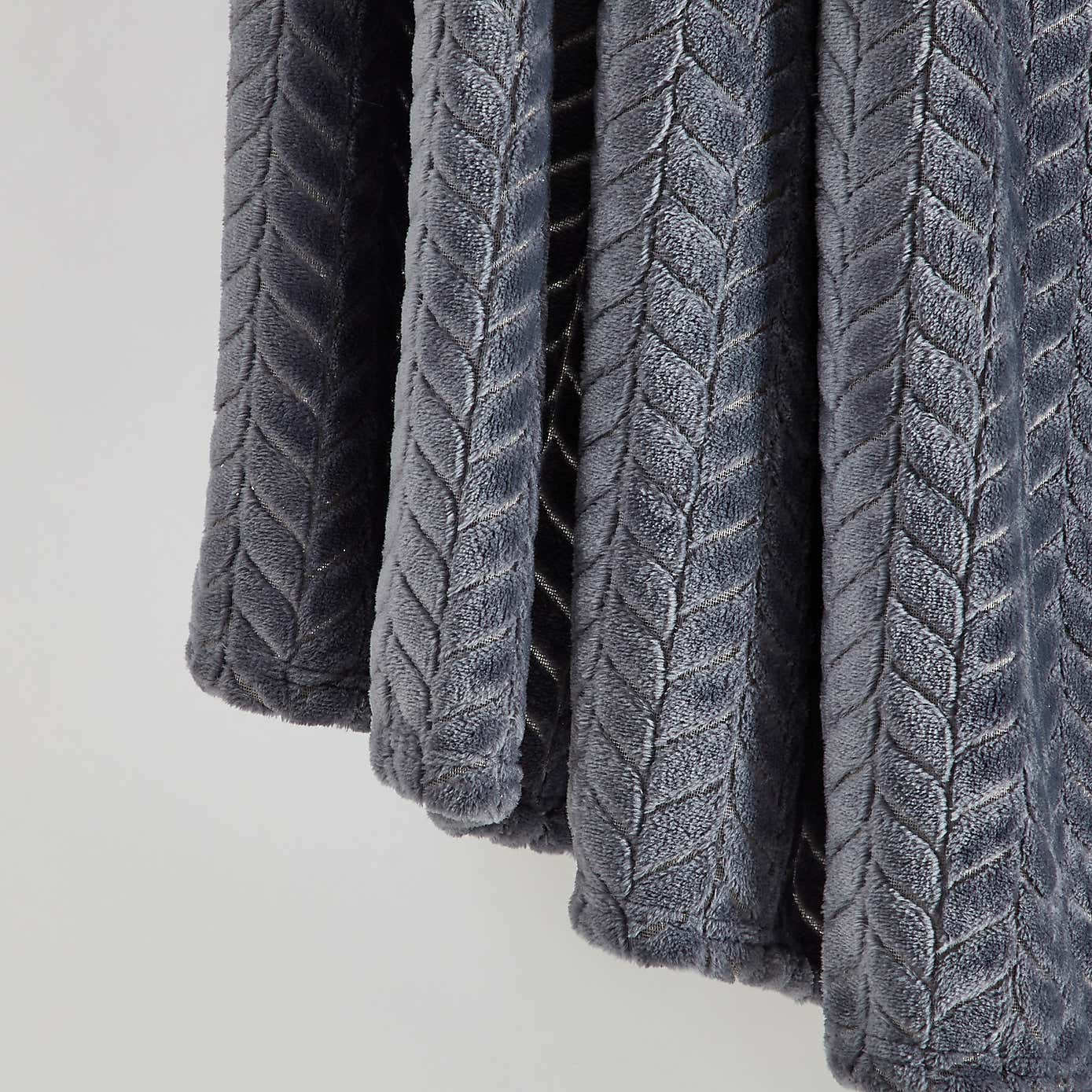 Amelia Fleece 200cm x 200cm Throw