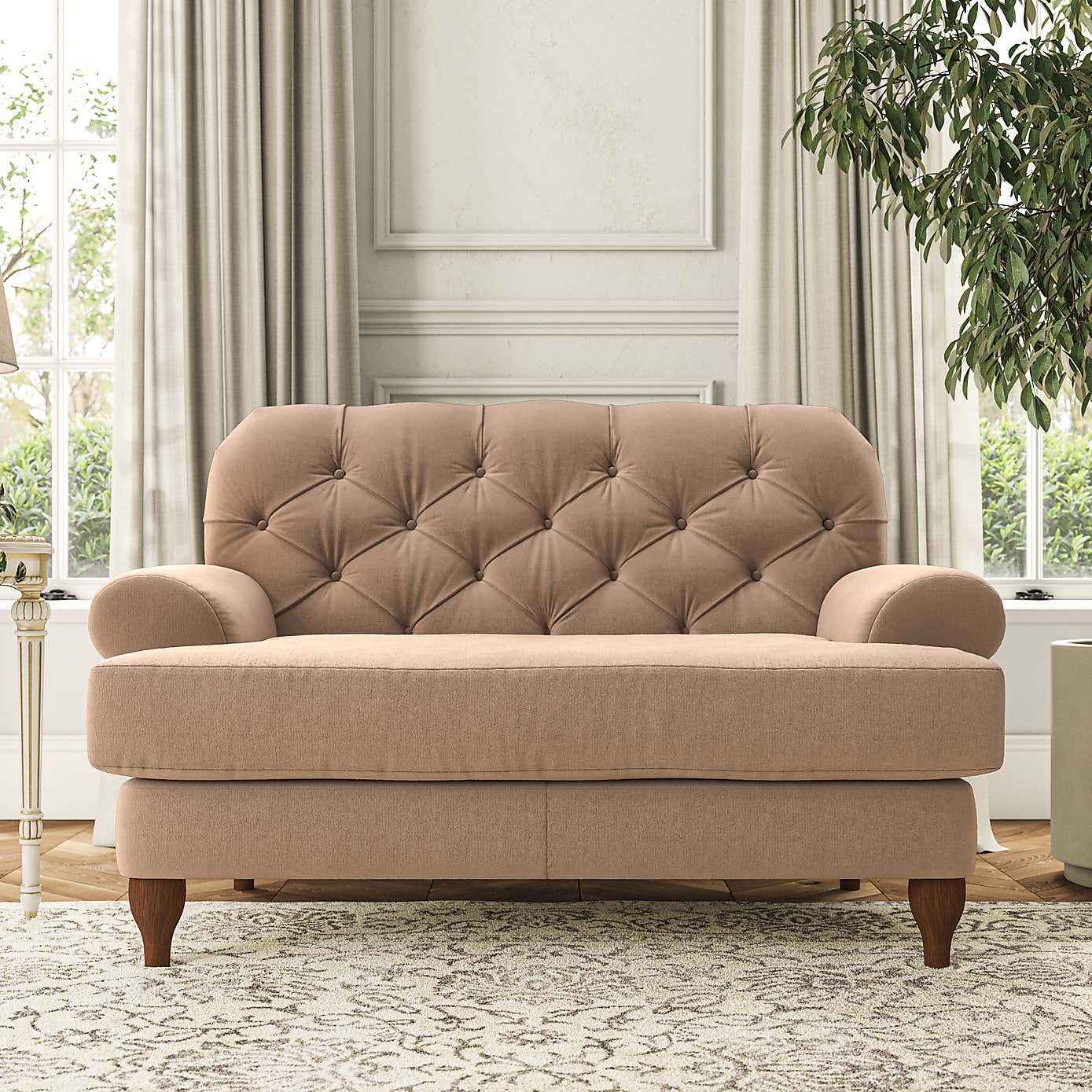 Canterbury Snuggle Chair