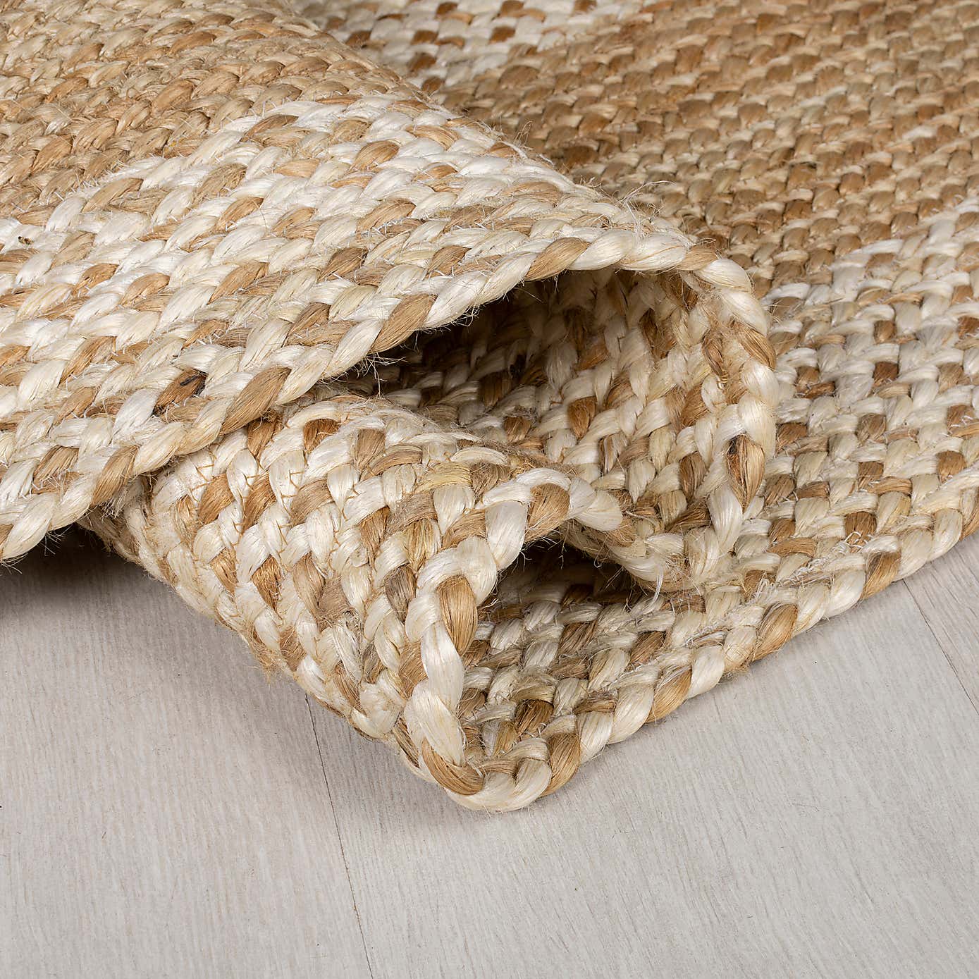 Wistow Jute Oval Runner