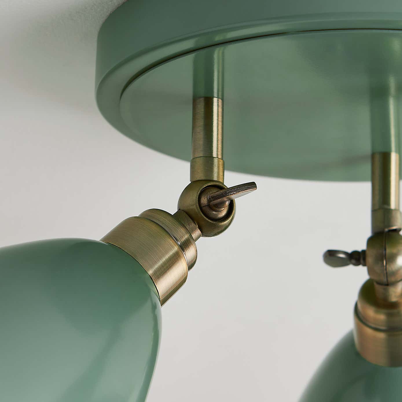 Remi Scalloped 3 Light Adjustable Spotlight