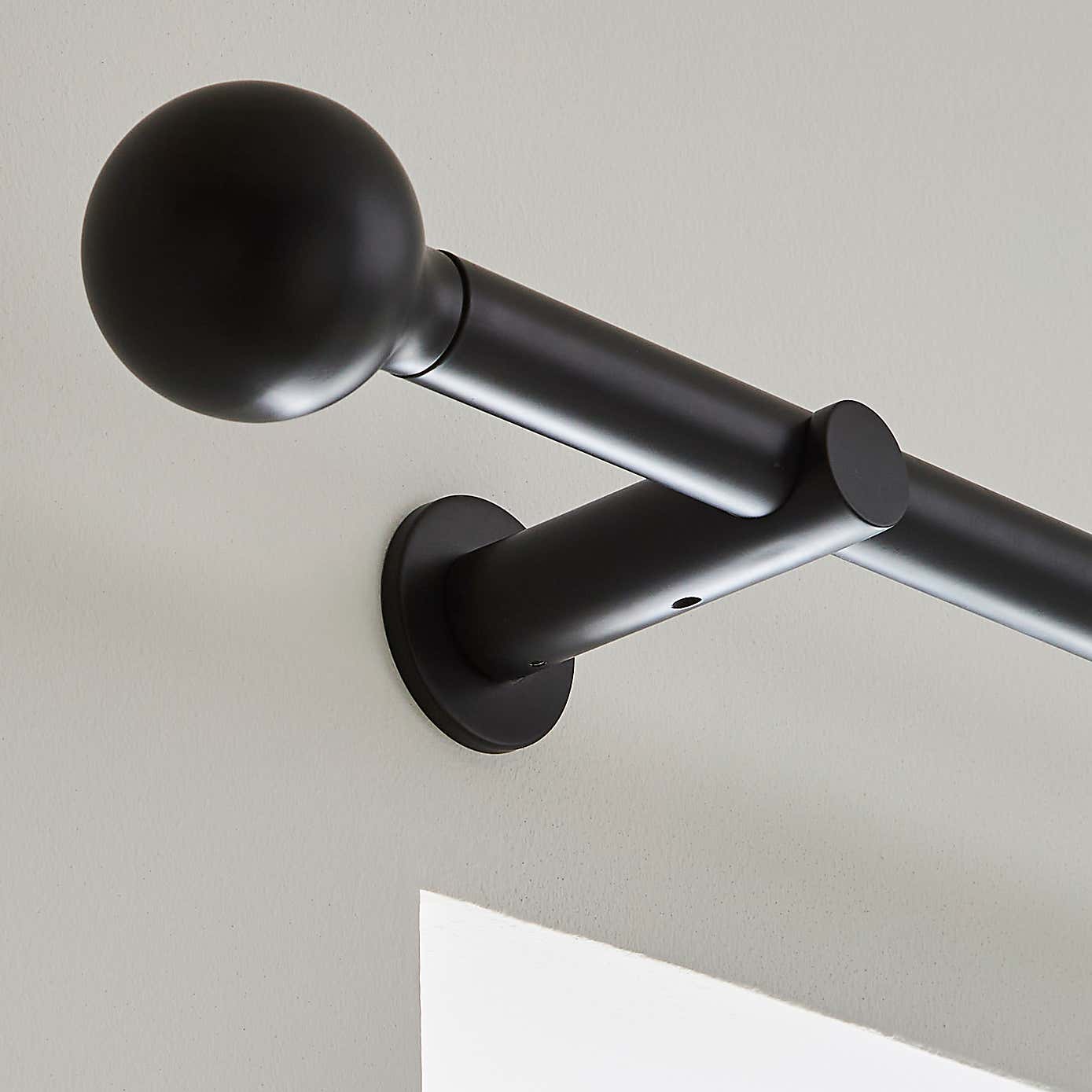 Contemporary Ball Fixed Metal Curtain Pole