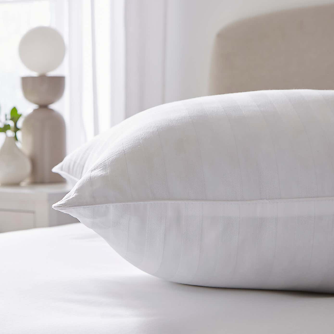 Hotel Luxury Cotton Bolster Pillow