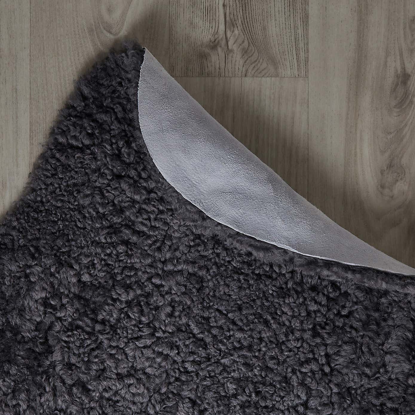 Curly Single Sheepskin Rug