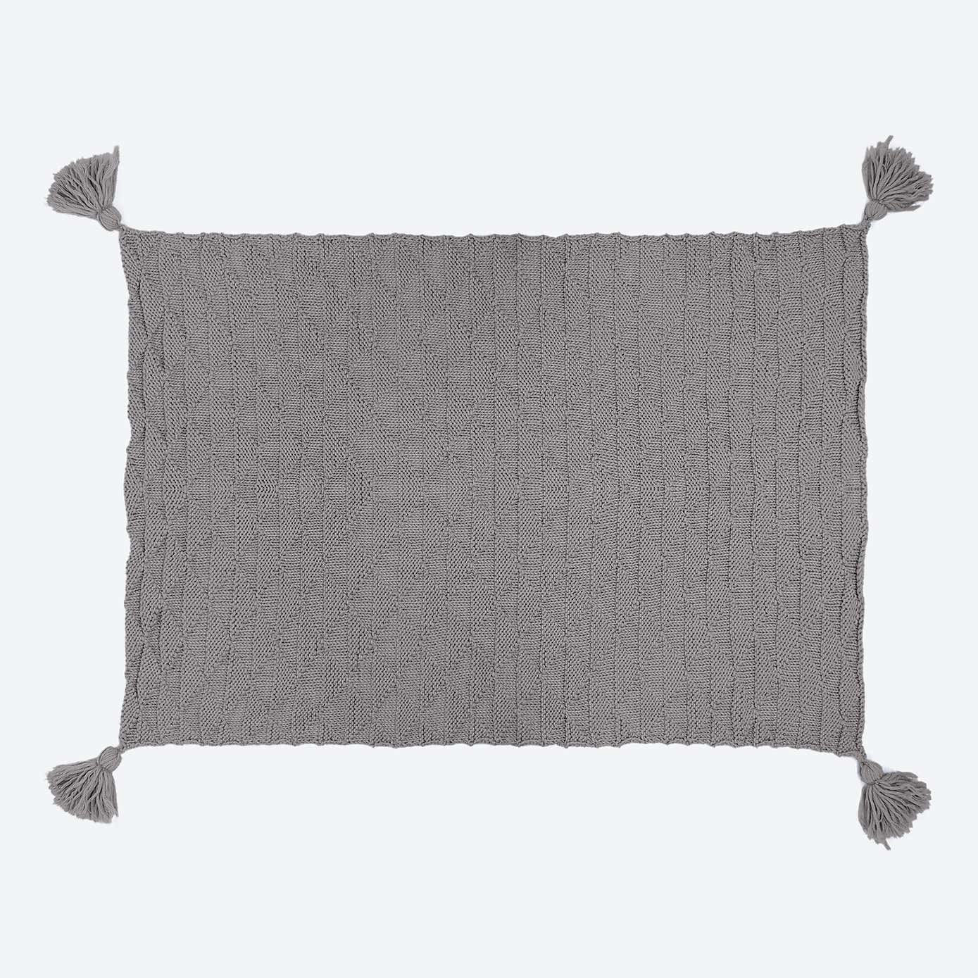 Ivy Geometric Blanket Knitting Kit
