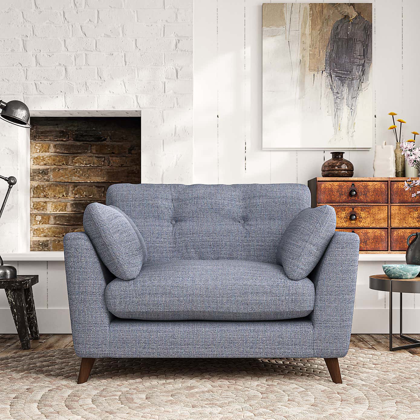 Peyton Snuggle Chair