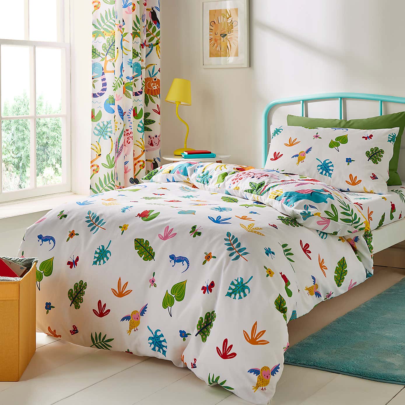 Bright Animals 100% Cotton Reversible Duvet Cover and Pillowcase Set