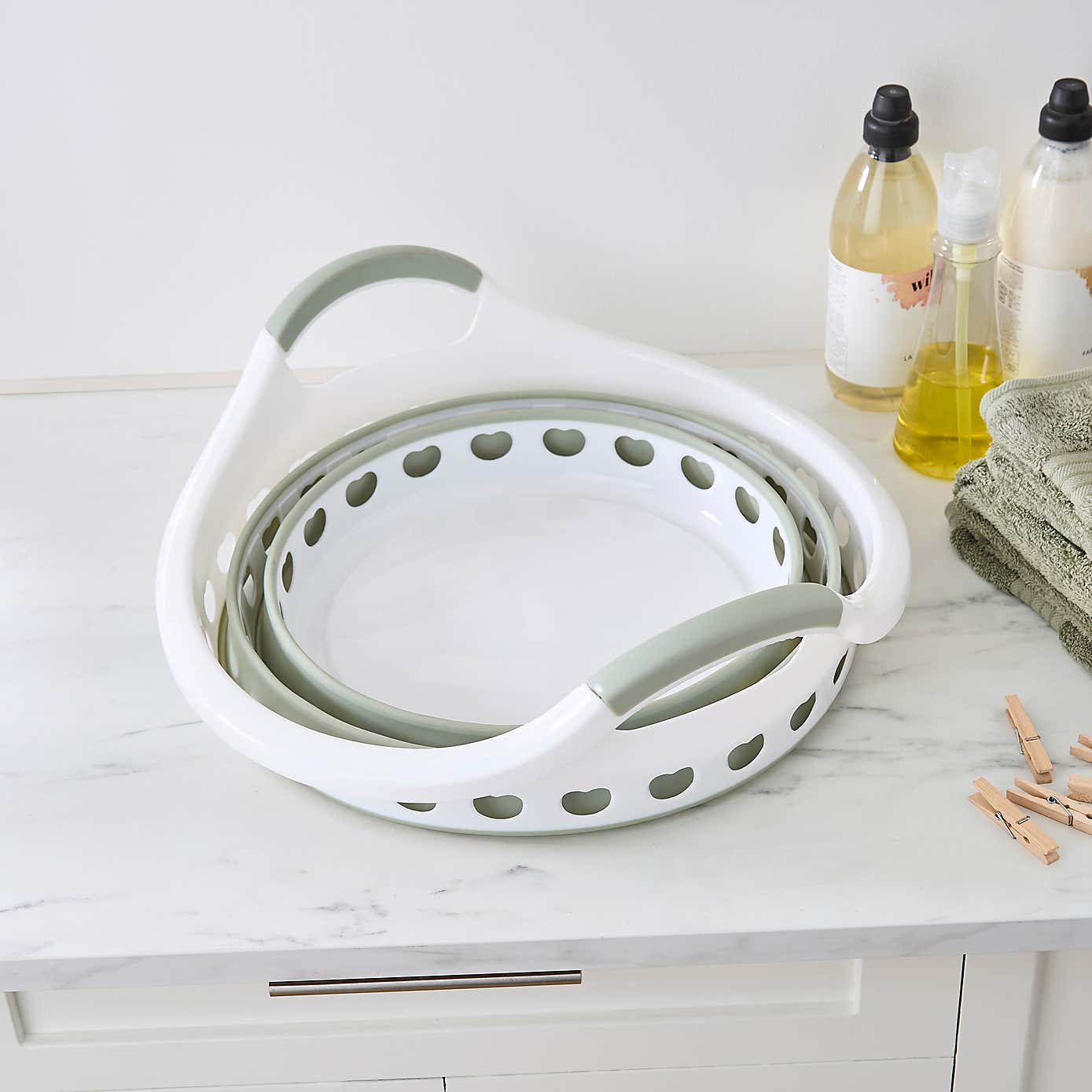 Collapsible Round Laundry Basket
