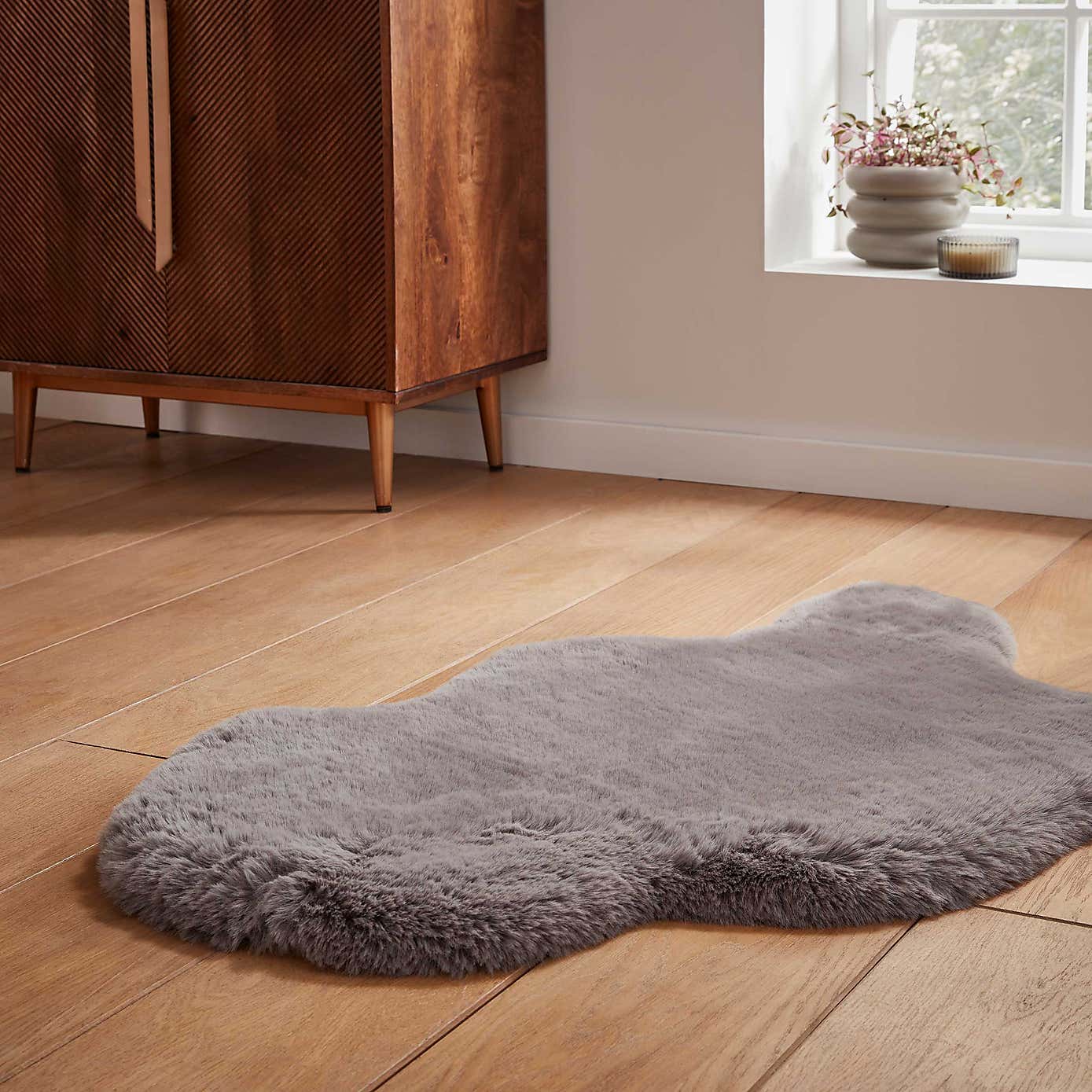 Super Teddy Sheepskin Rug