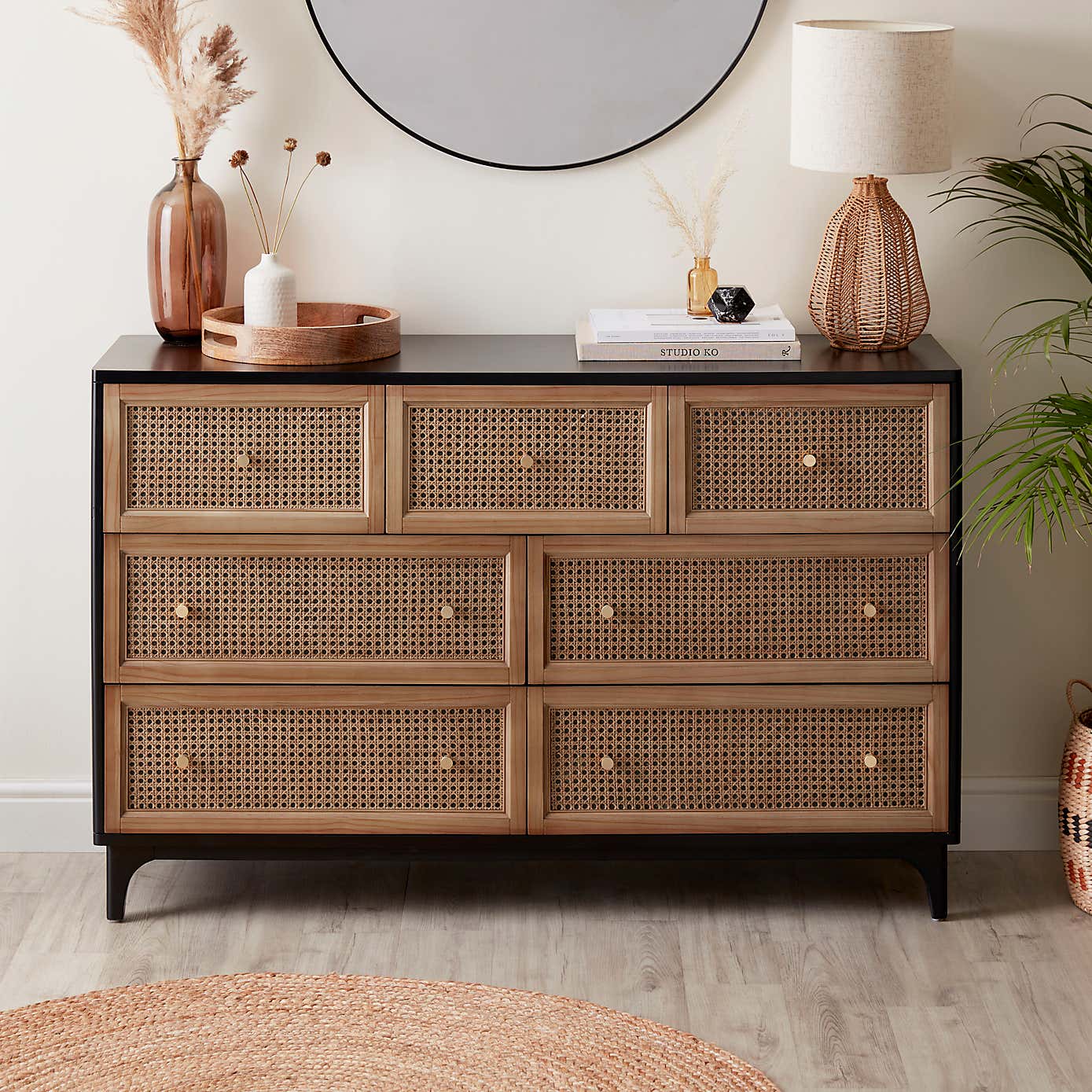 Franco 7 Drawer Chest