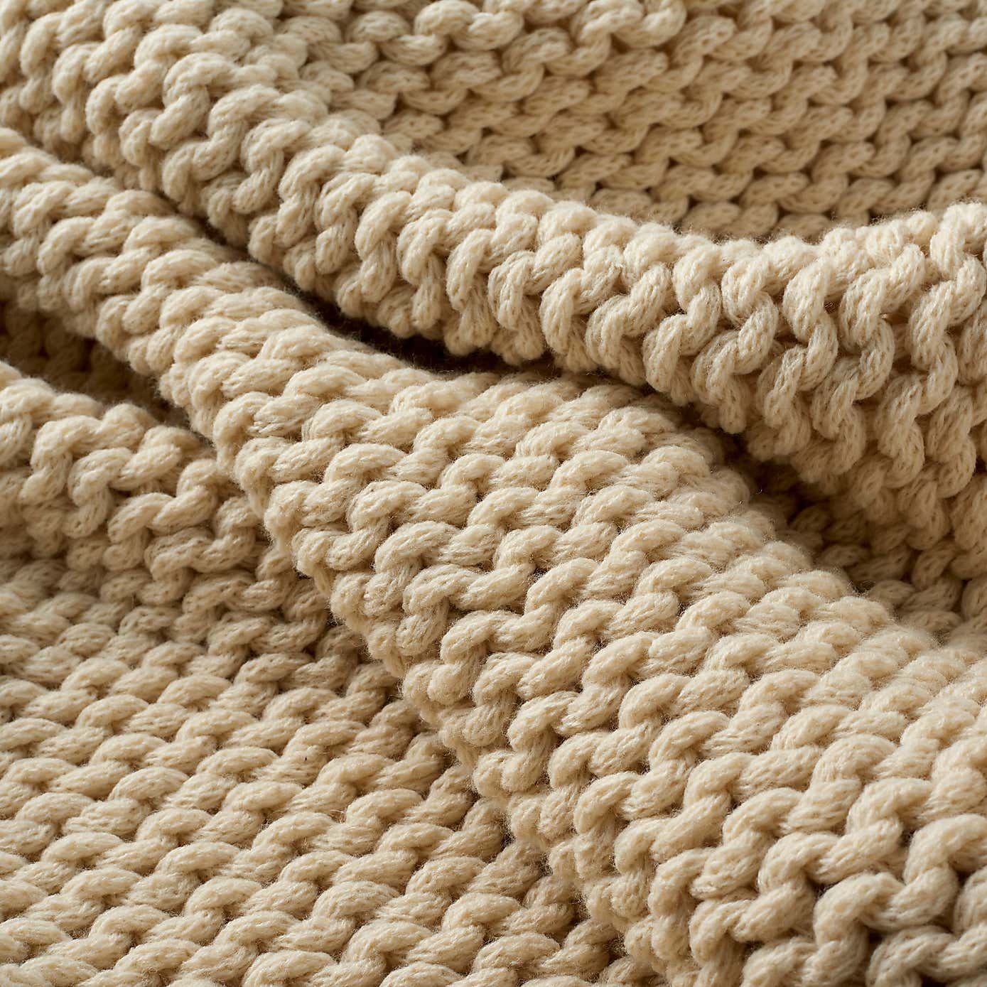 Chunky Knit White Throw