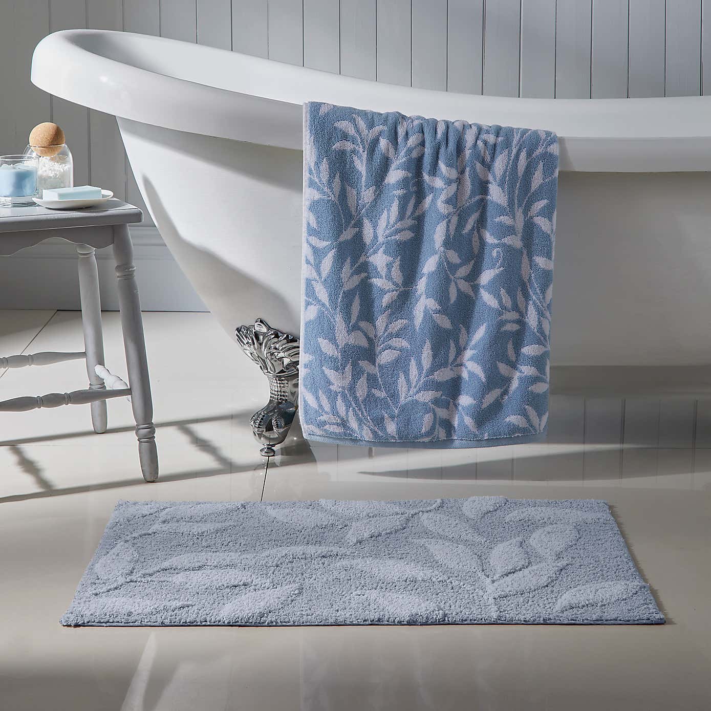 Dreams and Drapes Sandringham Cotton Towel