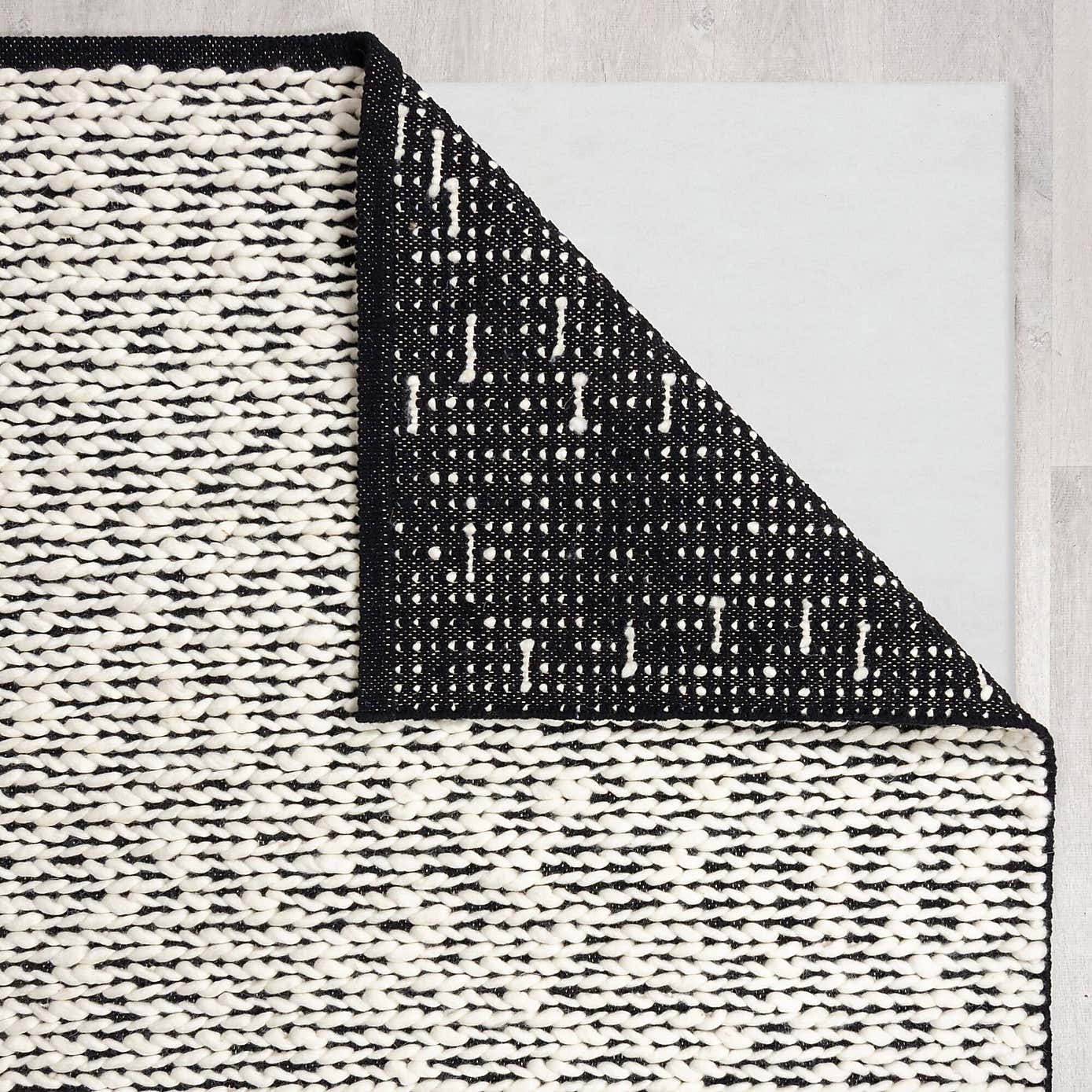 Braided Wool Textured Monochrome Runner