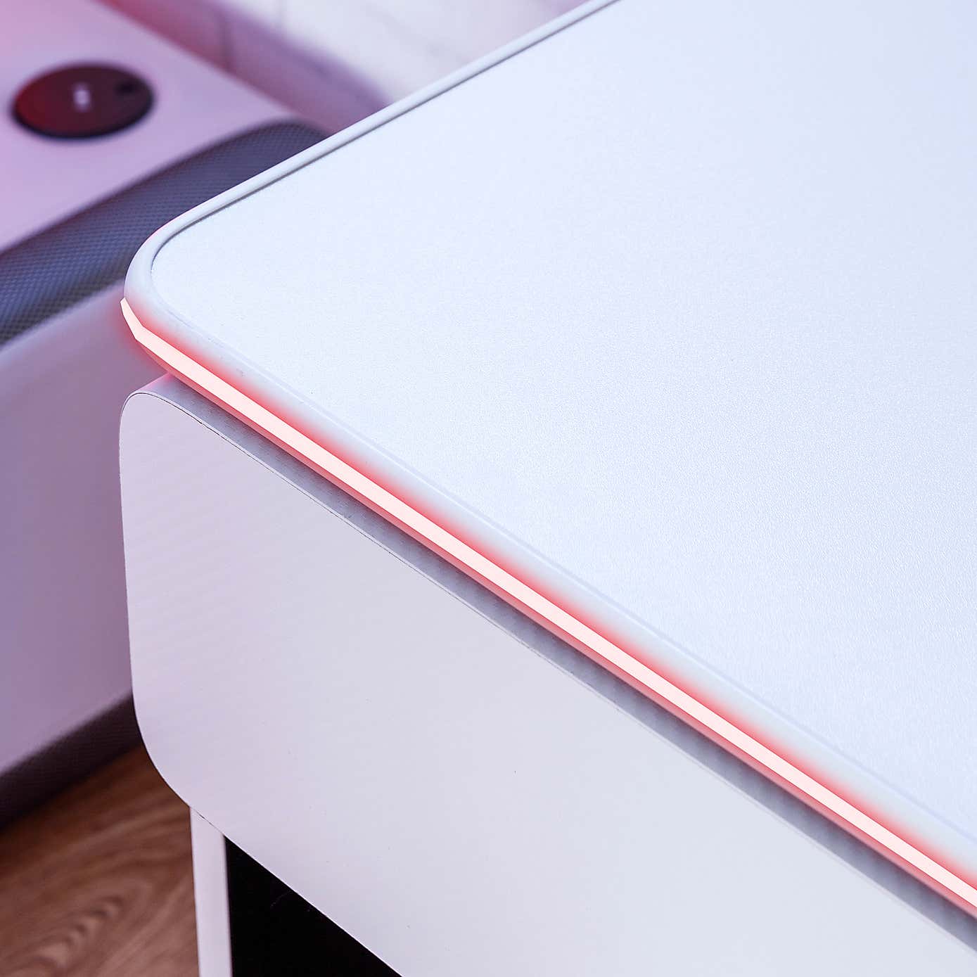 X Rocker White Carbon Tek Gaming Desk with Wireless Charging and Neo Fibre LED