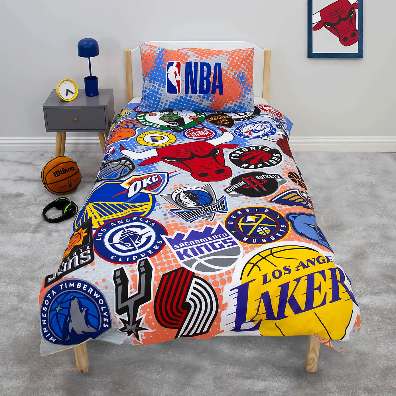 NBA Divide Reversible Single Duvet & Pillowcase Set