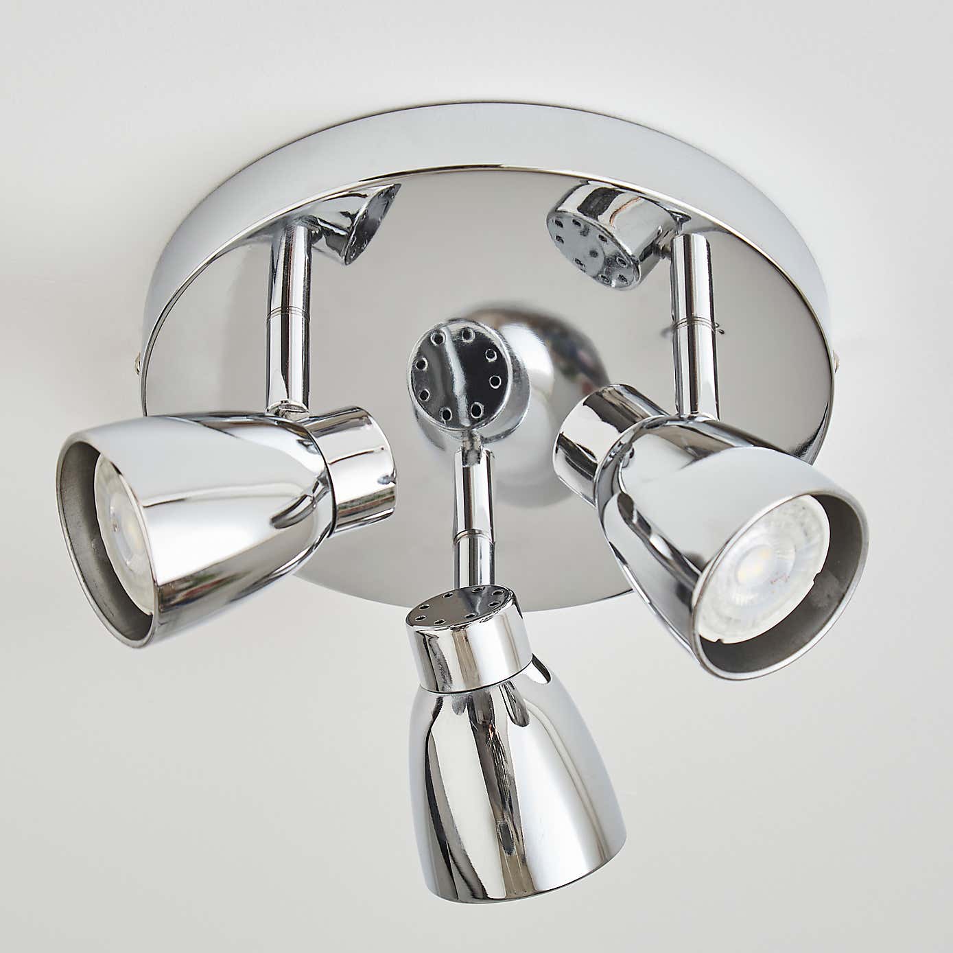 Alto 3 Light Spotlight