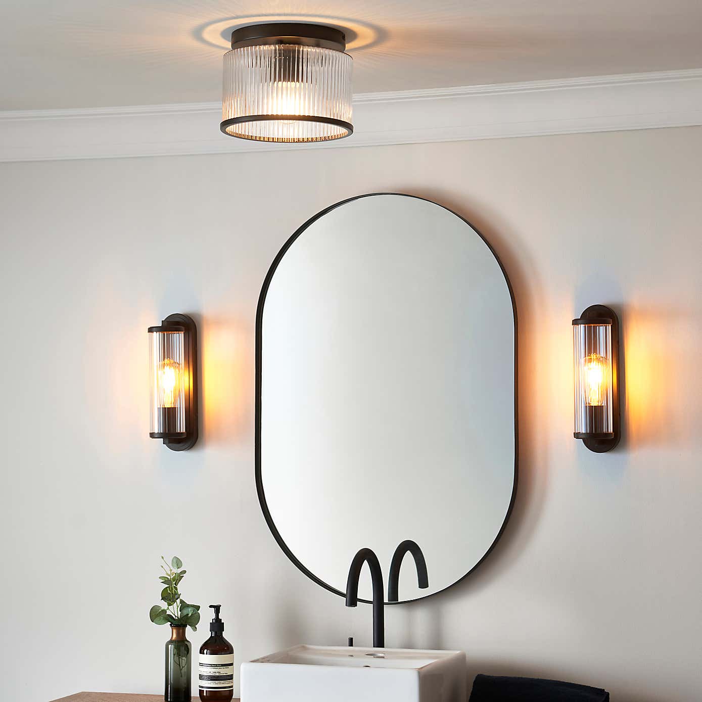 Alyn Dimmable Bathroom Wall Light