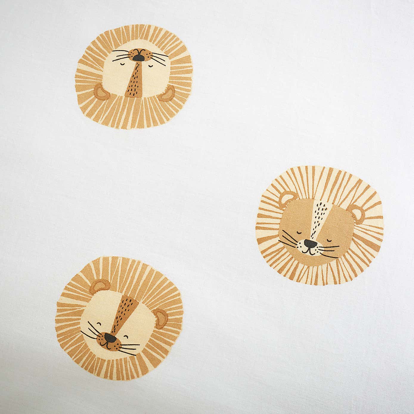 3D Lion Duvet Cover and Pillowcase Set