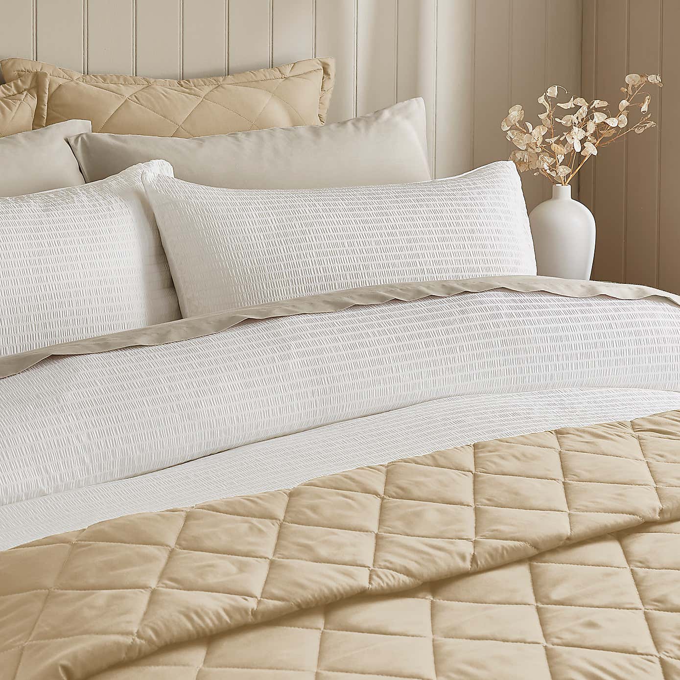 Larken Seersucker Standard Pillowcase Pair