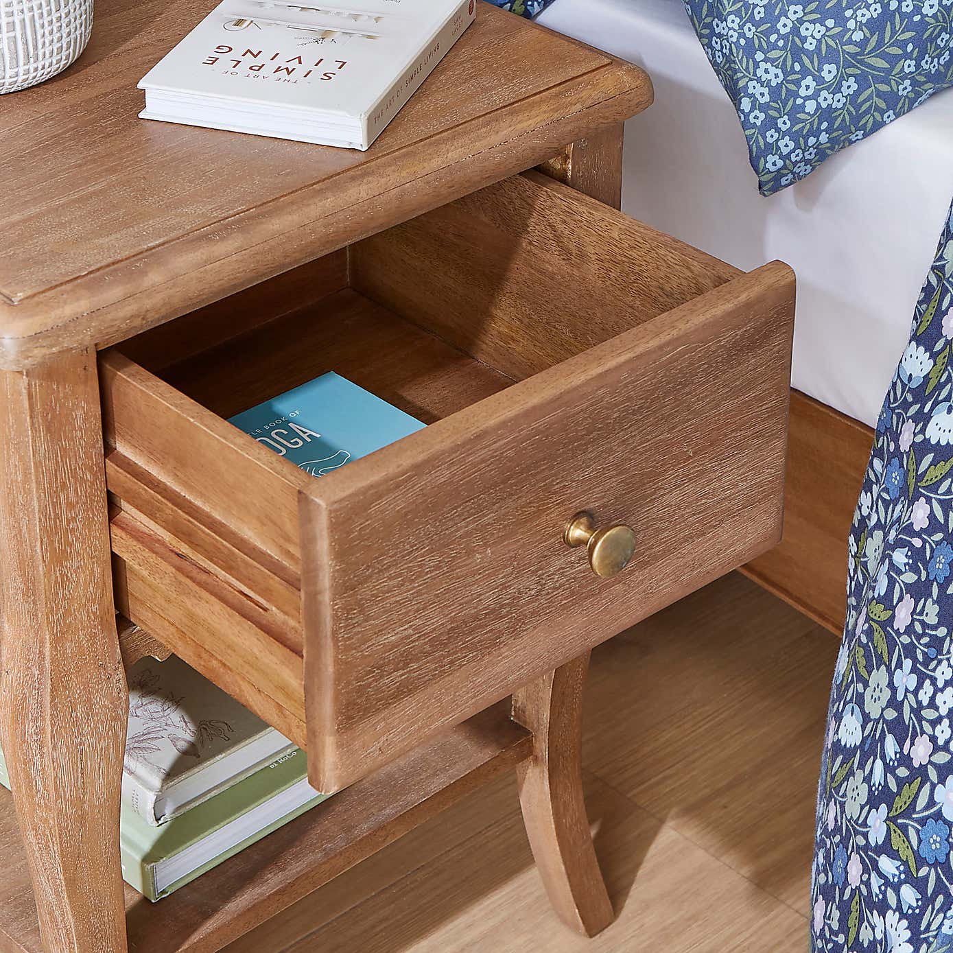 Giselle 1 Drawer Bedside Table, Mango Wood
