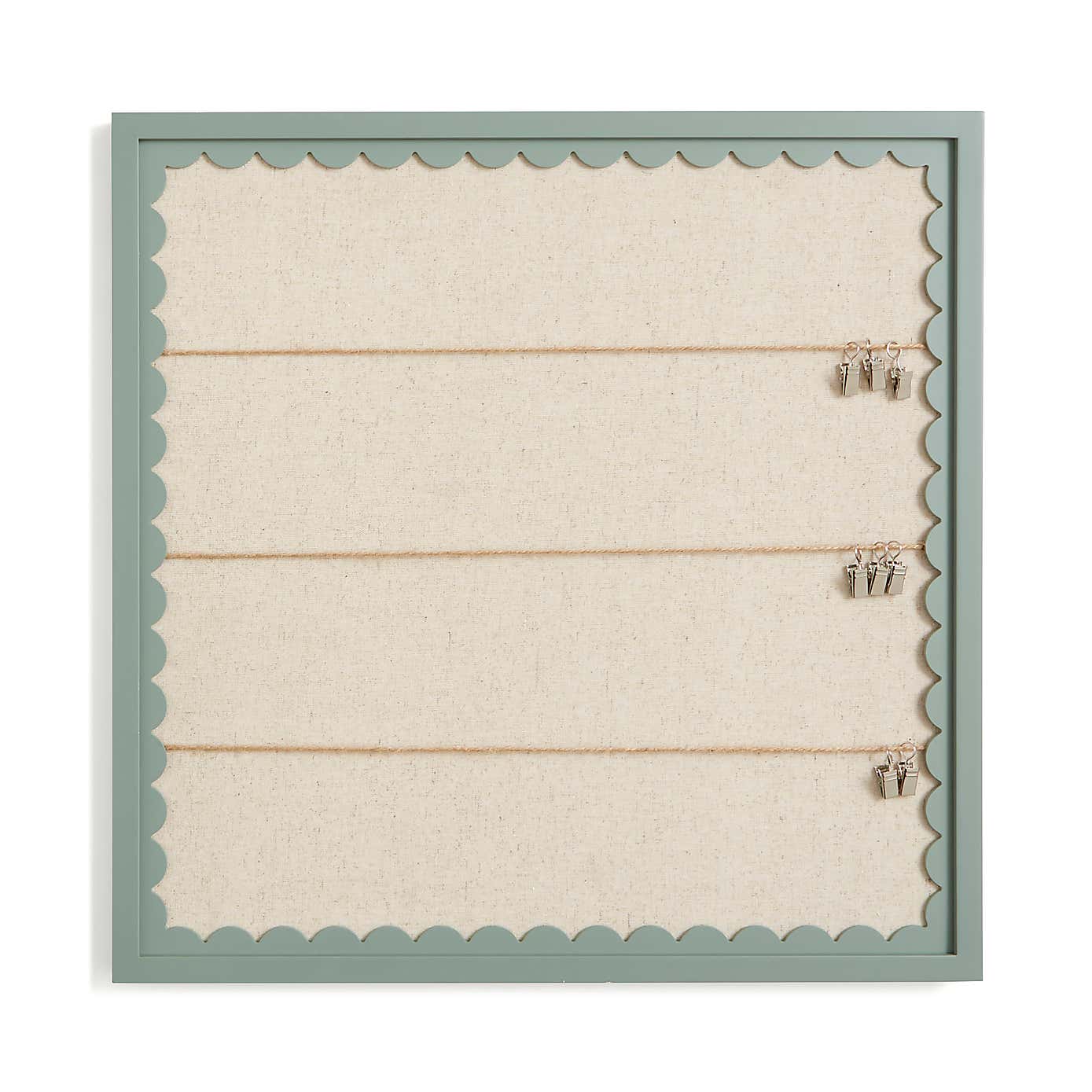 Remi Scalloped Edge Peg Board