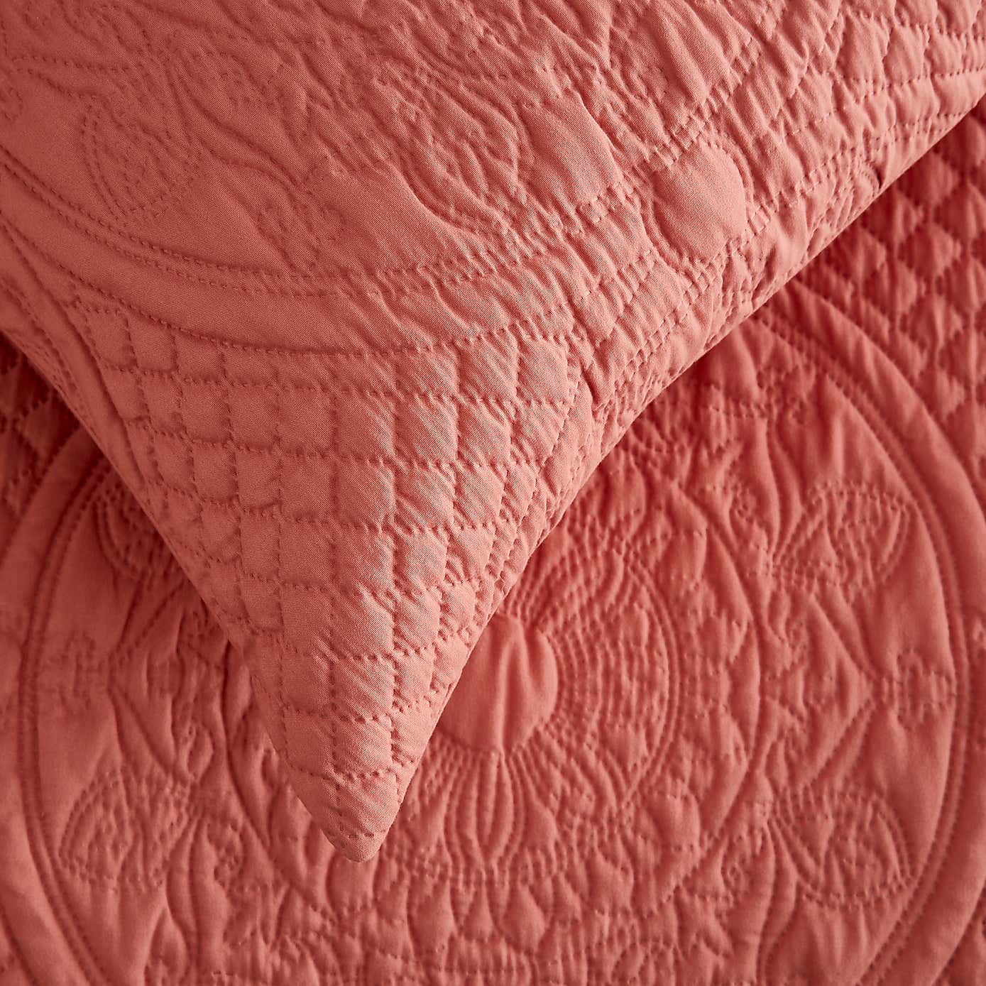 Mandalay Duvet Cover and Pillowcase Set