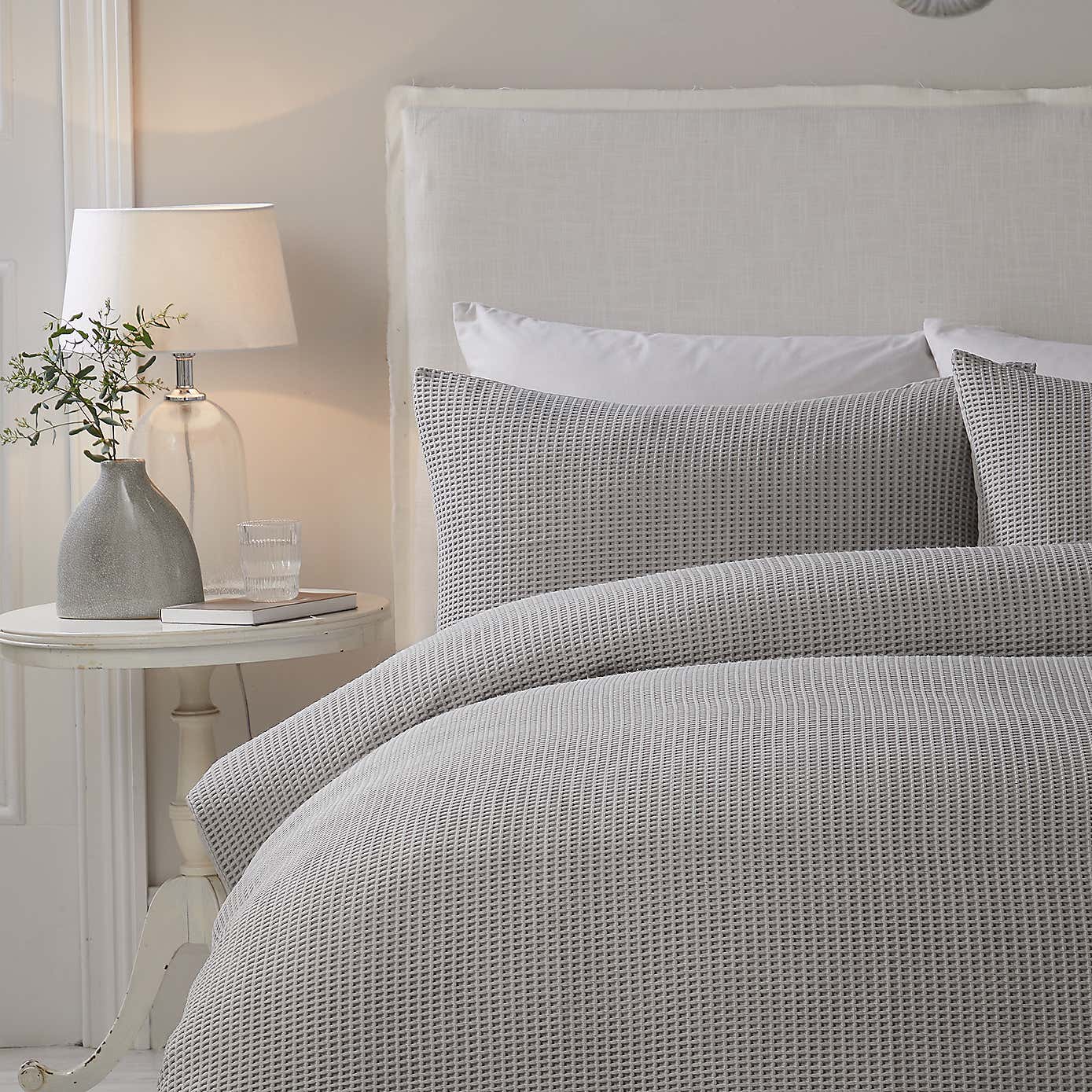 Serene Lindly Duvet Cover and Pillowcase Set