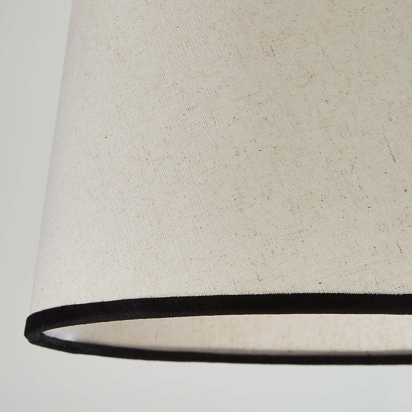 Liza Linen Trim Tapered Shade