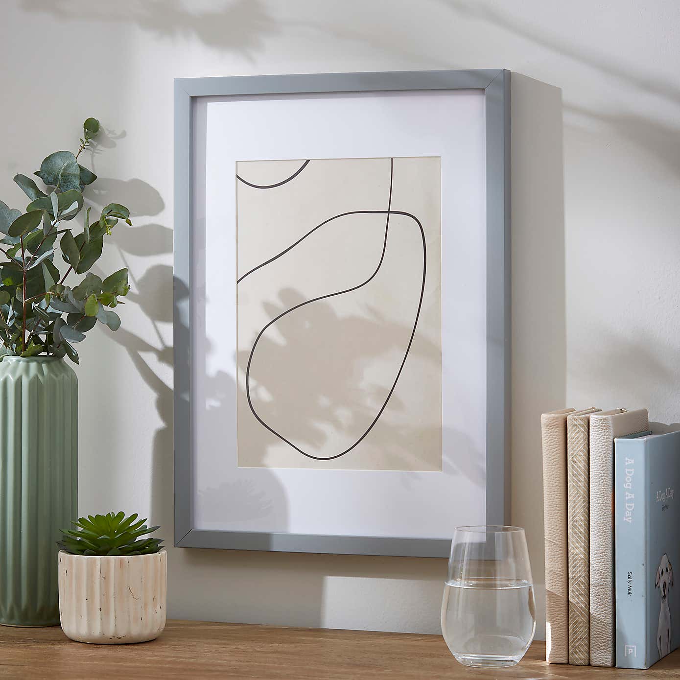 Essentials Photo Frame